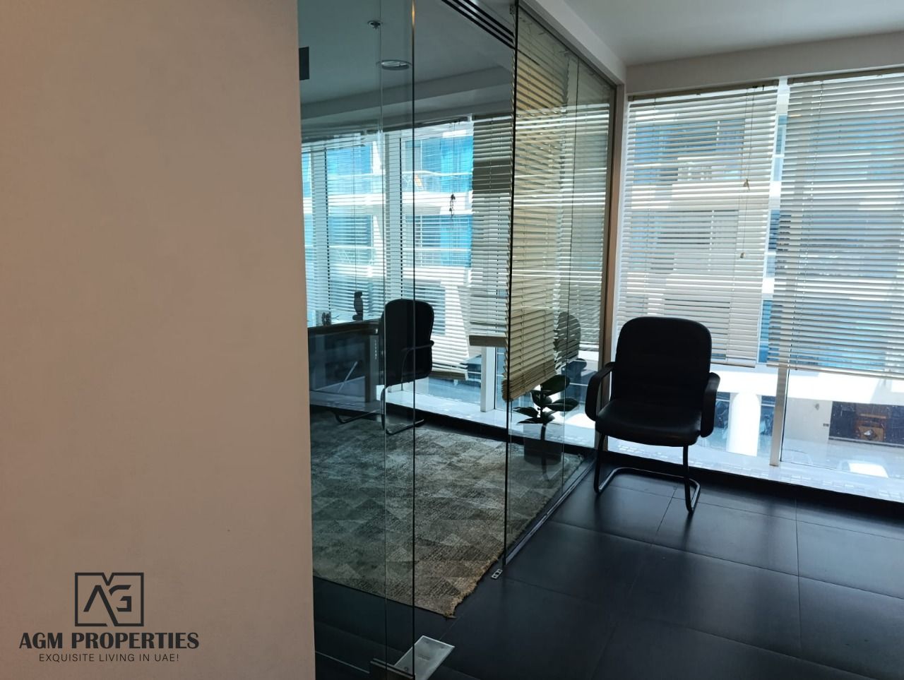 RENTED GOOD ROI BRIGHT WITH PARTITIONS
