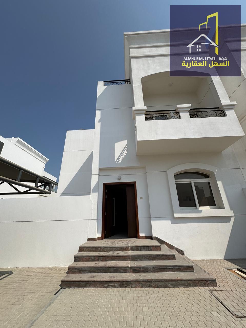 Spacious and high-end villa | right on the beach