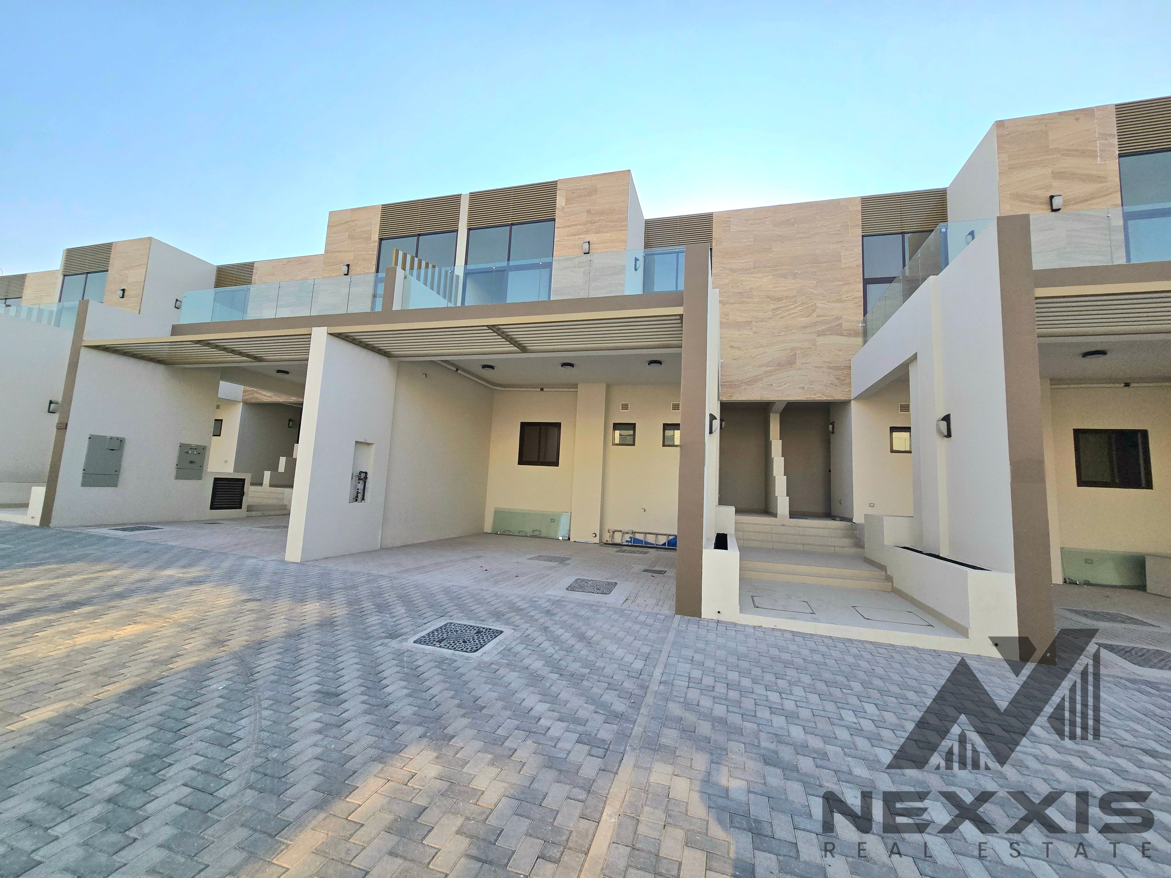 Peacefully Located In A Popular Location