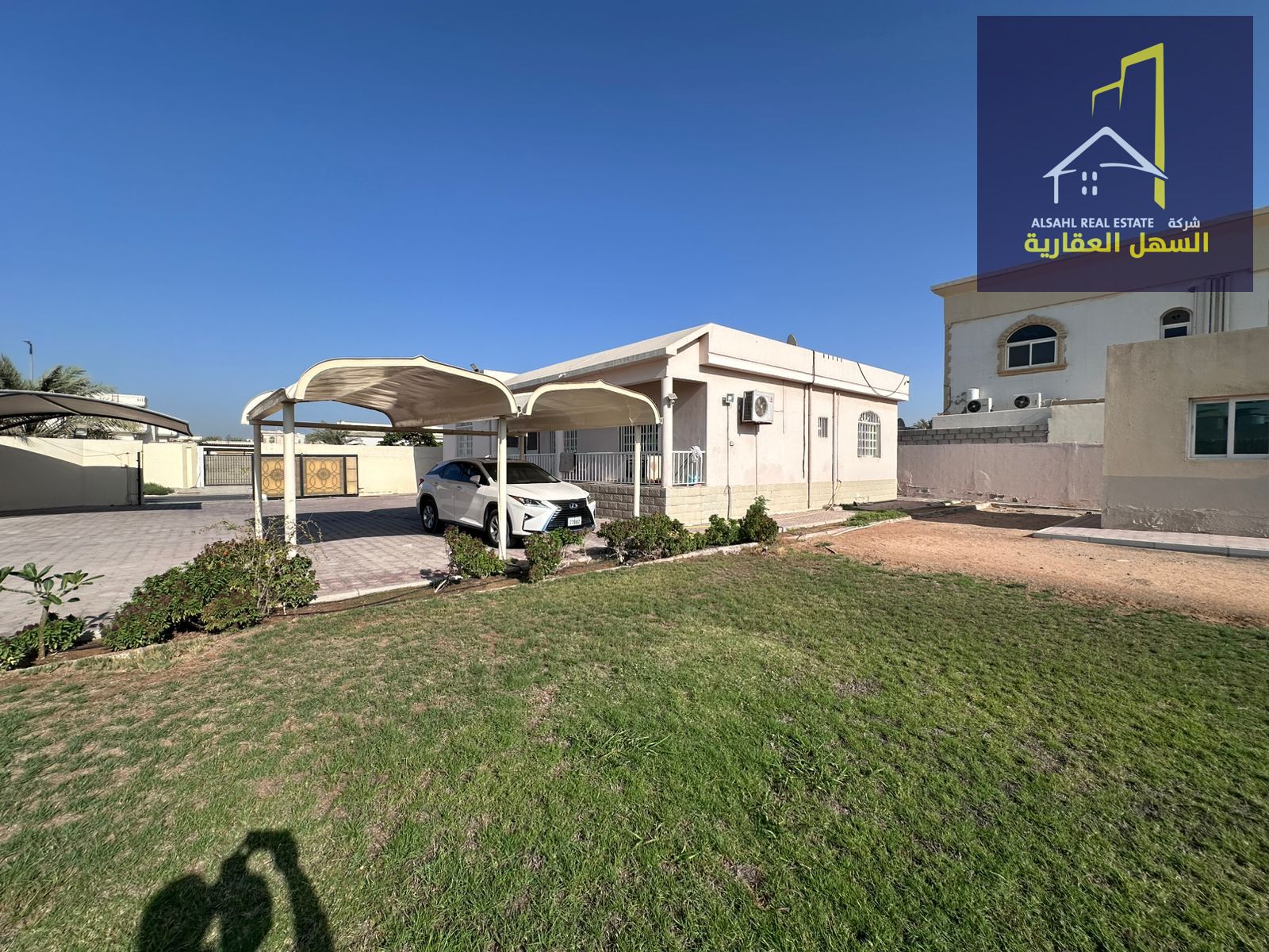 For sale: Residential villa in a prime corner location on two paved streets in Al Ramtha, Wasit District, Sharjah.