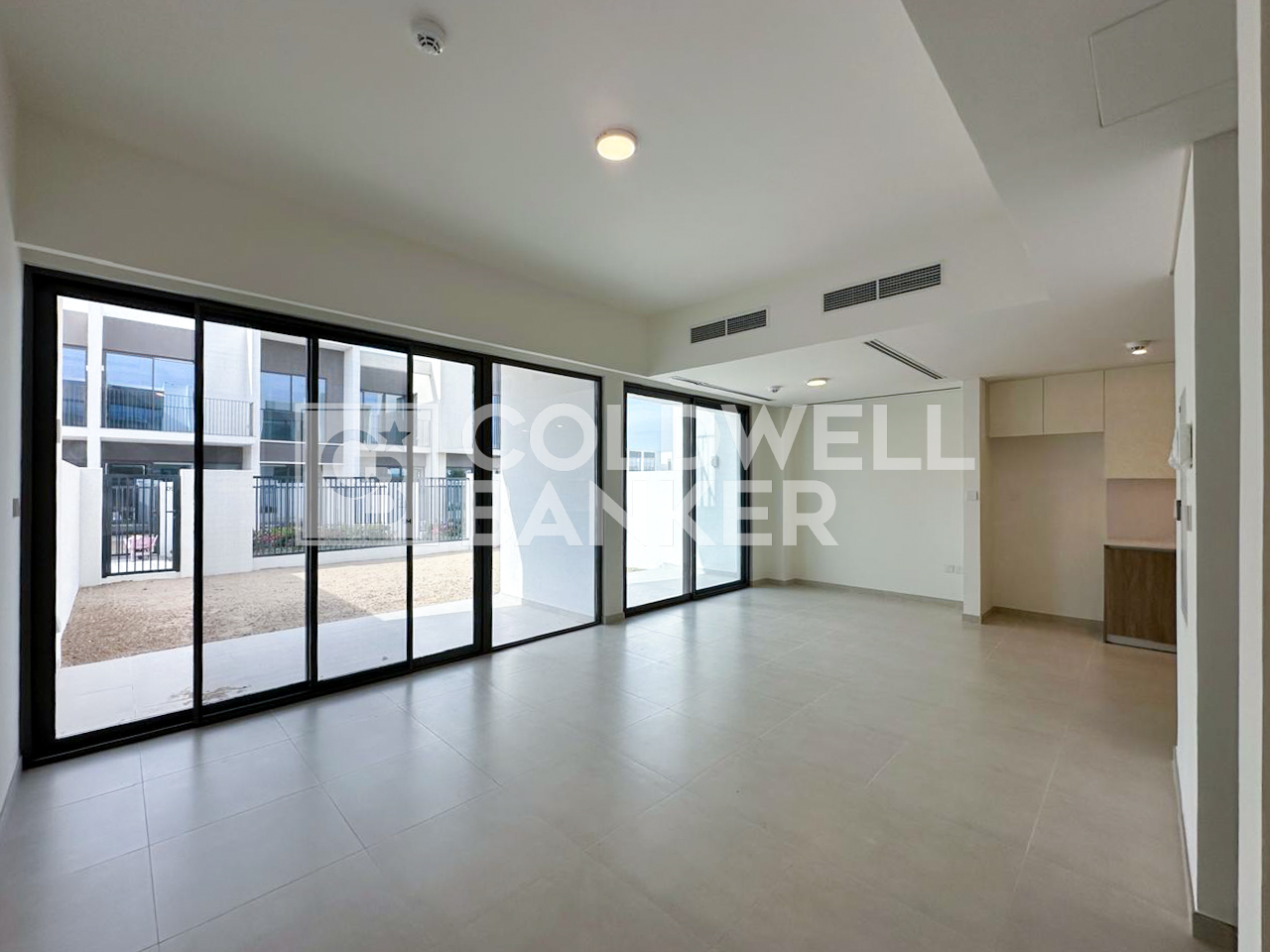 Brand new | Open Layout | Golden Beach