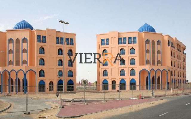 Large Unit | Near upcoming Metro station | Agents Excuse