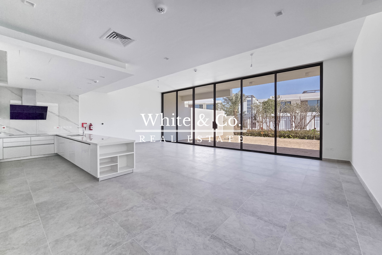 Available Now |Brand New |Immaculate Villa
