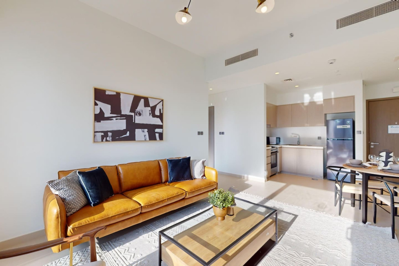 Act One Act Two - One Bedroom in Bustling Downtown