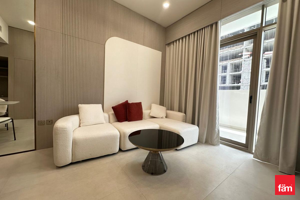BRAND NEW I FULLY FURNISHED I SPACIOUS LAYOUT