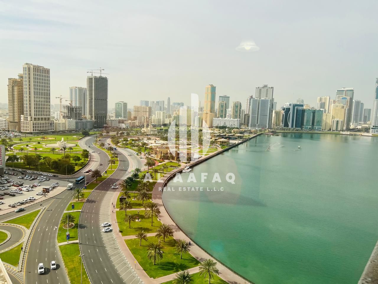 Sea View 4bhk | AC Chiller Free |Two Master bedroom