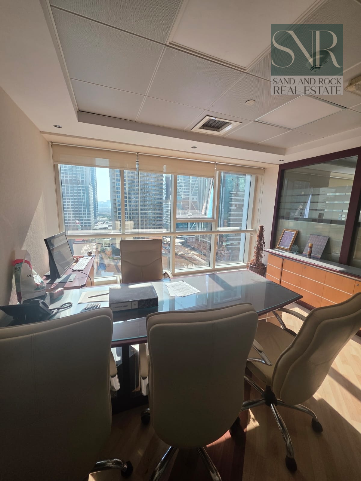 Move-In Ready | Fully Equipped | Great Business Location