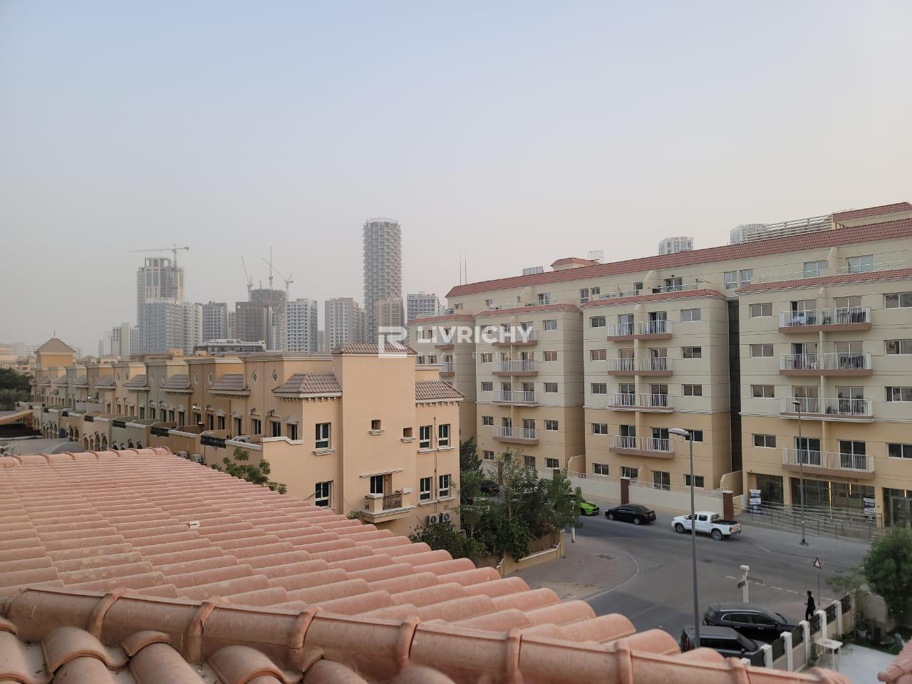 UNFURNISHED | MOVE IN NOW | COMMUNITY VIEW
