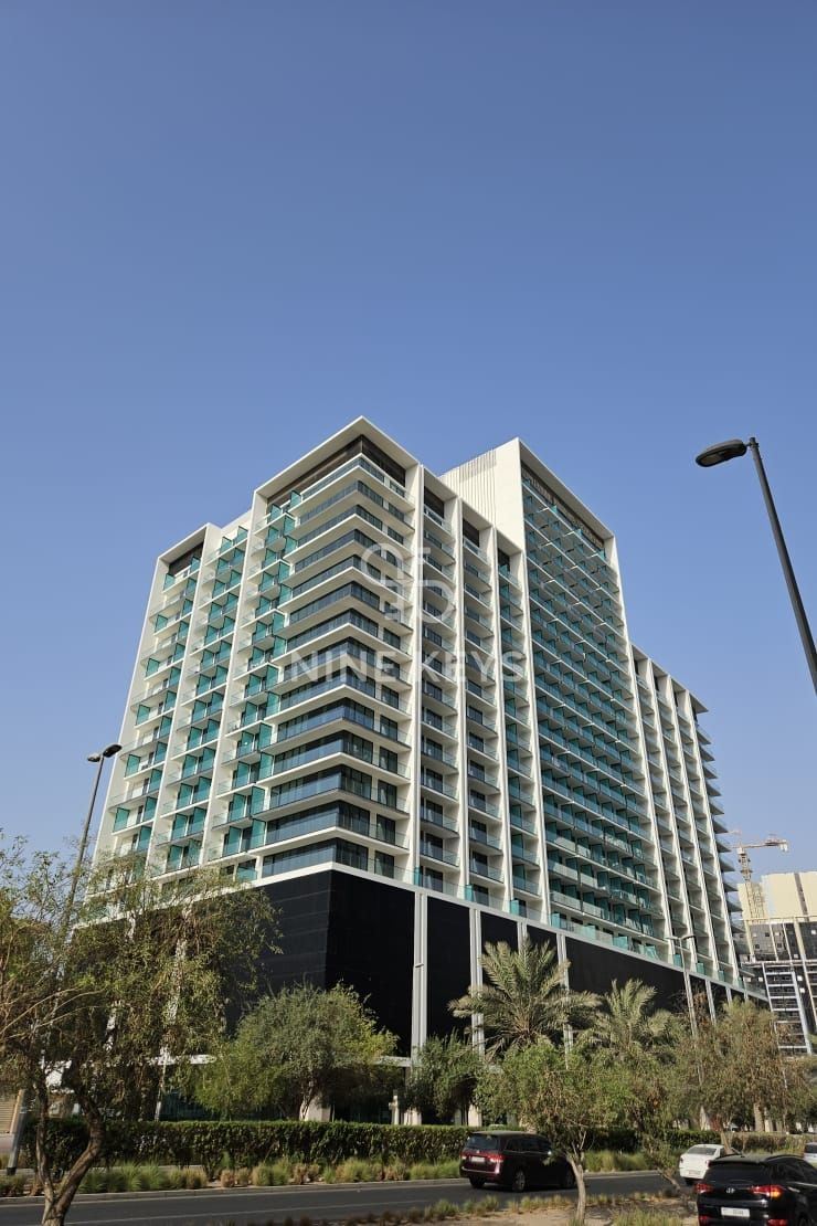 Premium Retail Space | Exceptional Visibility | Wide Frontage | JVC