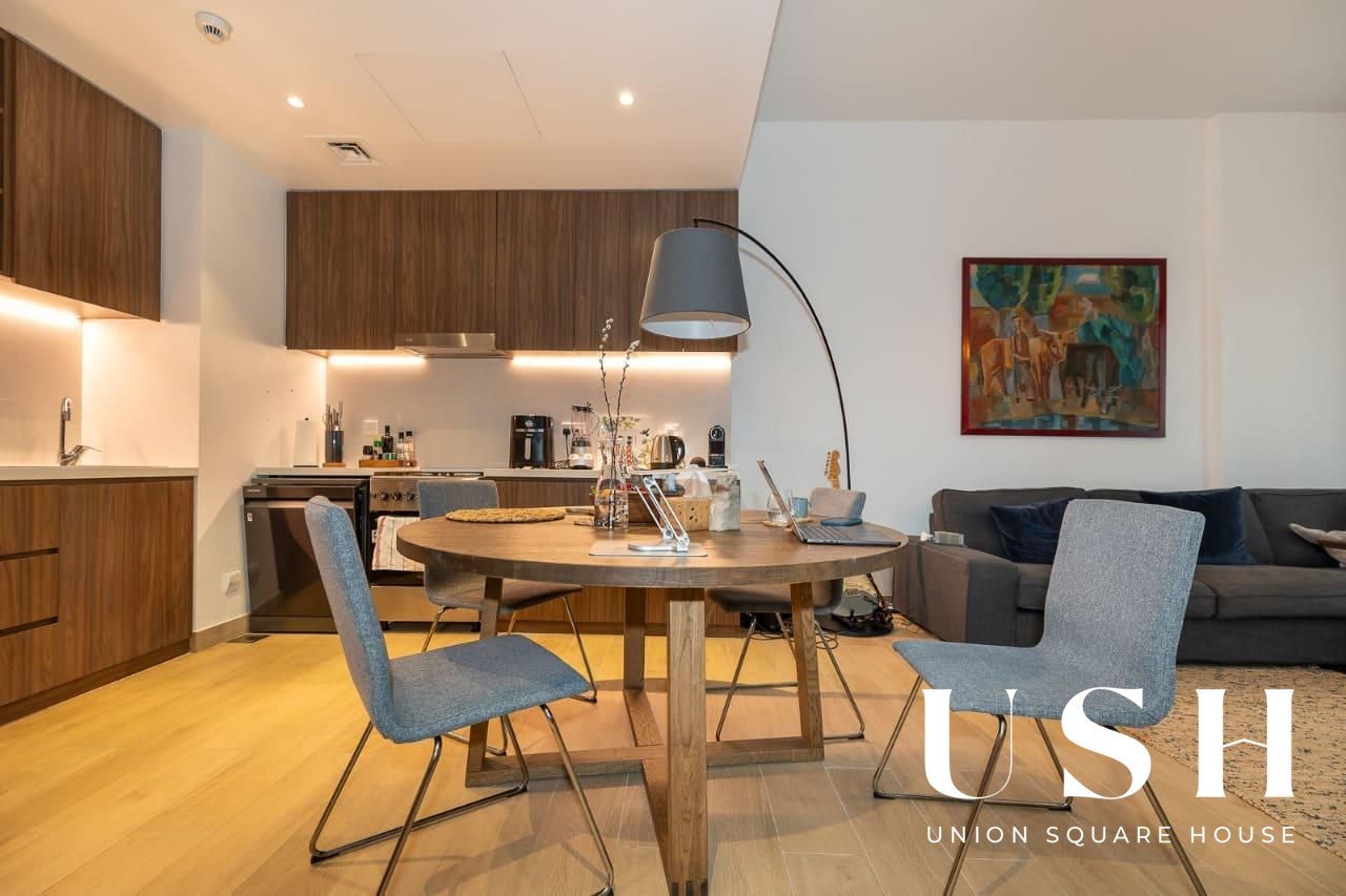 Modern | Fully Furnished | Facing The Community