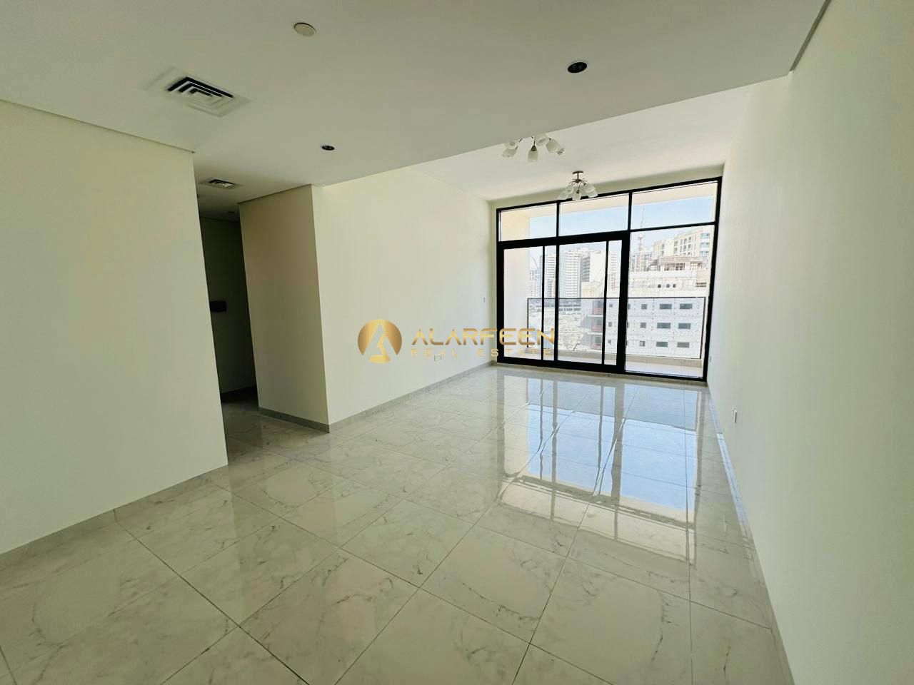 Fitted Kitchen | Open View | Ready To Move