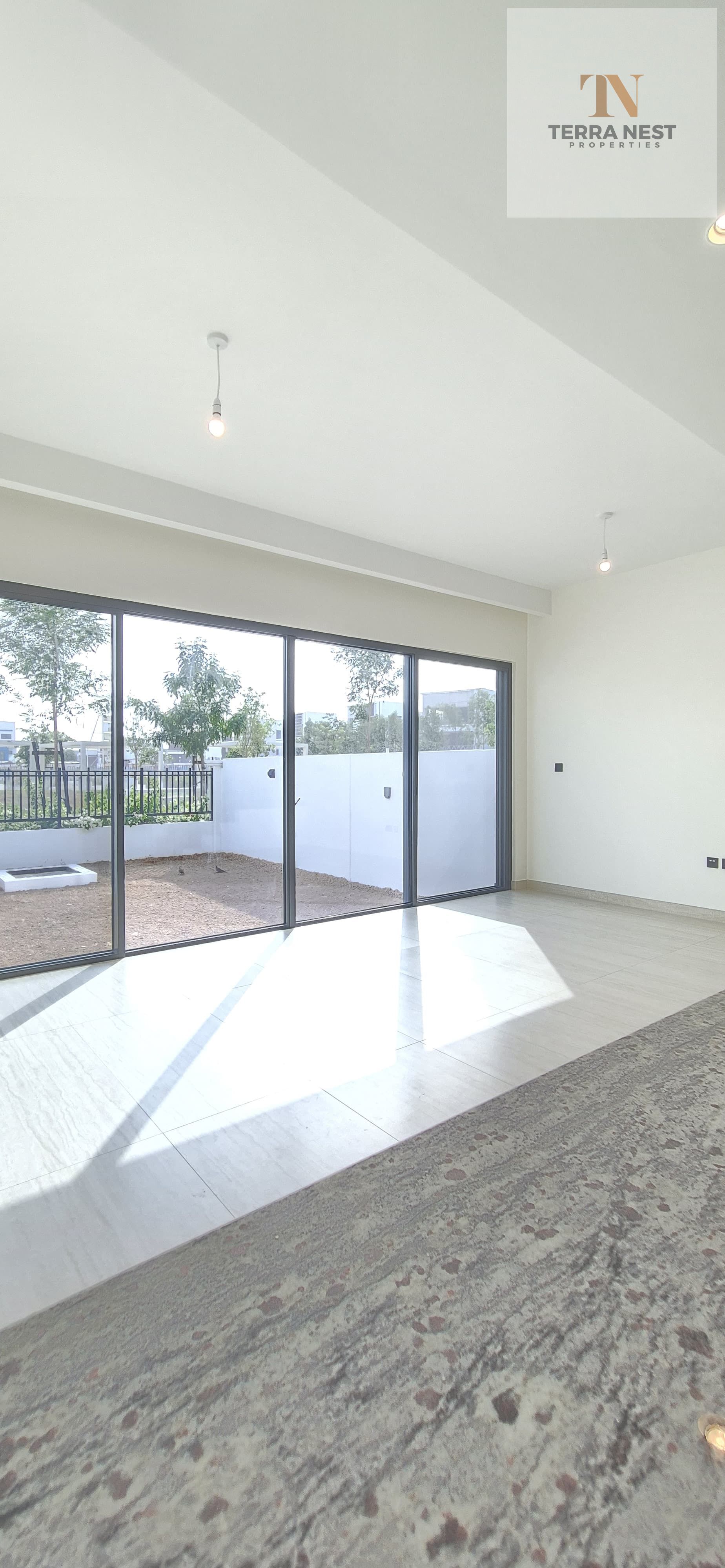 WATERFRONT LIVING | 3BR + MAID | PRIVATE GARDEN
