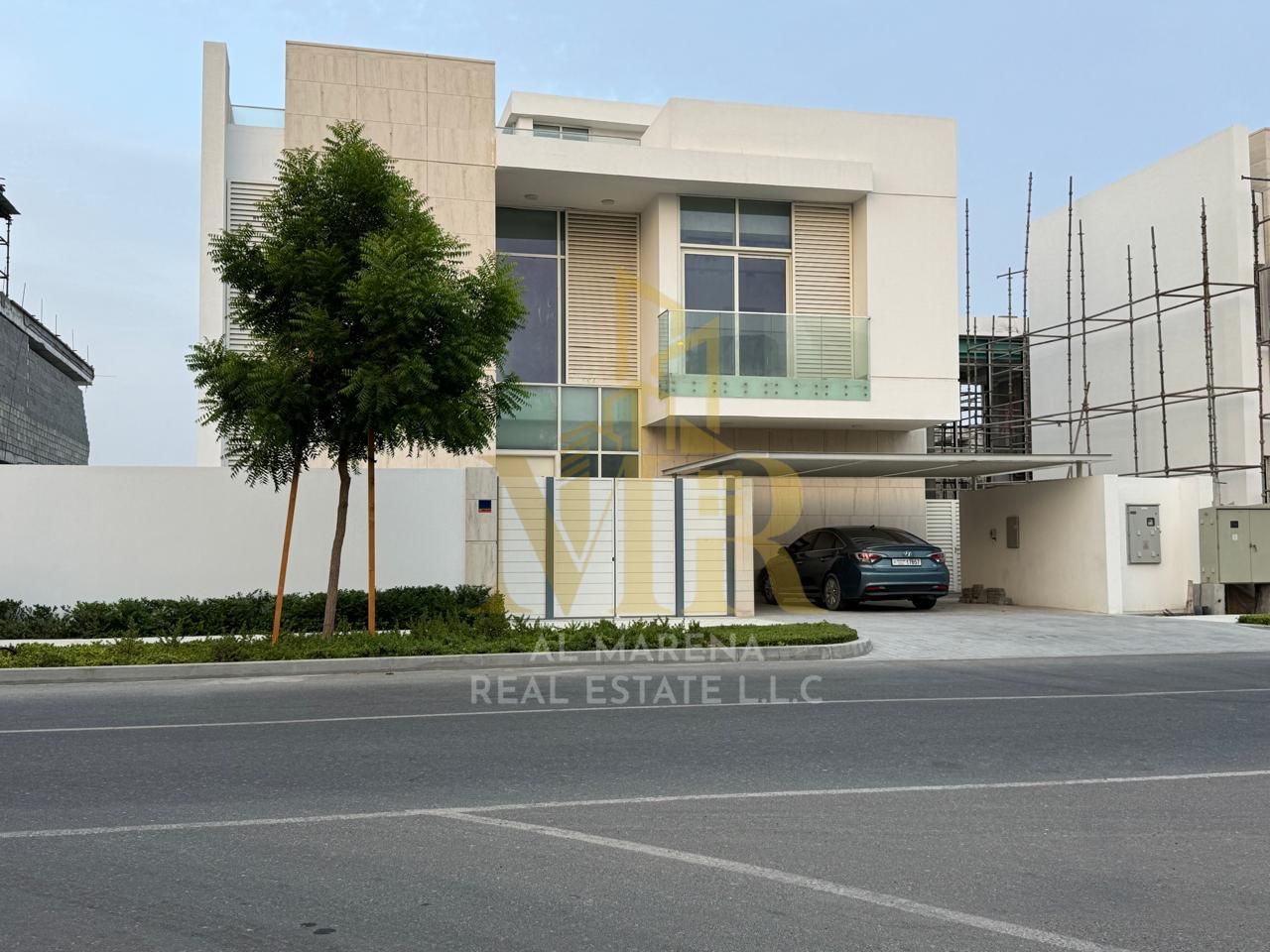 Luxury Super Deluxe Villa for Sale in Al Zorah, Ajman - All-Inclusive Price
