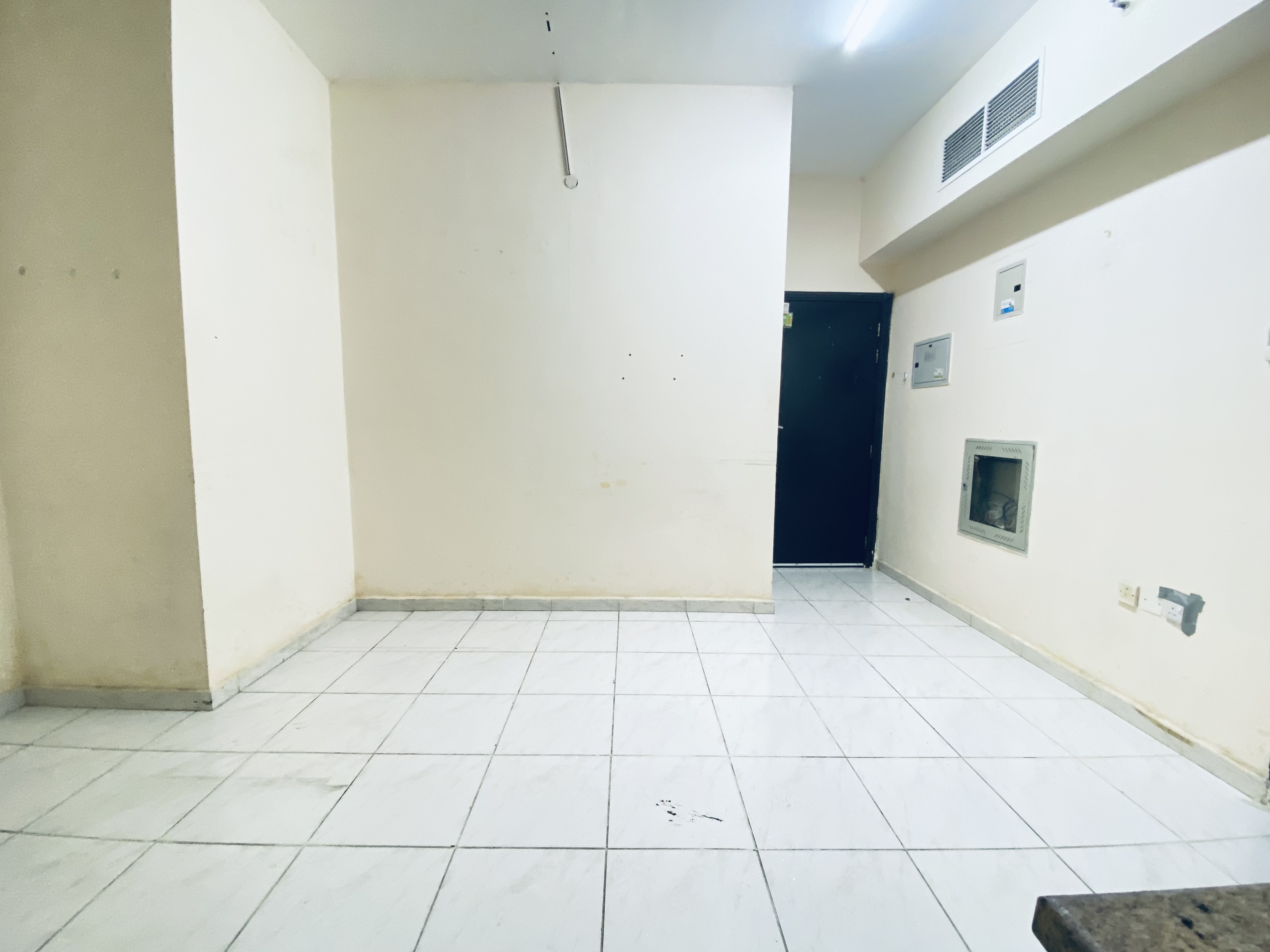 Lavish studio | With Control AC | Full Family Building |
