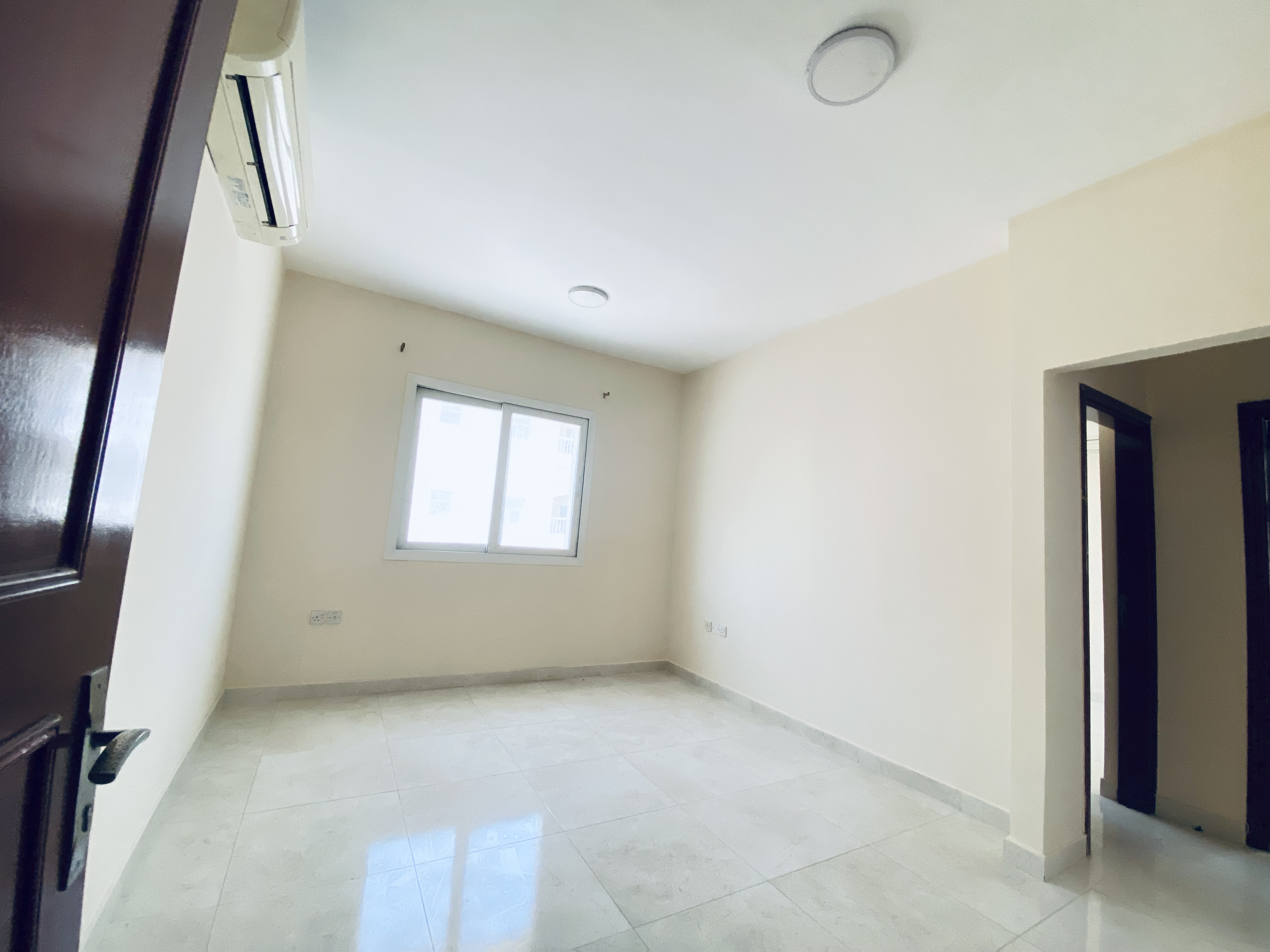 Lavish 1 BHK | With Control AC | Only Family Building |