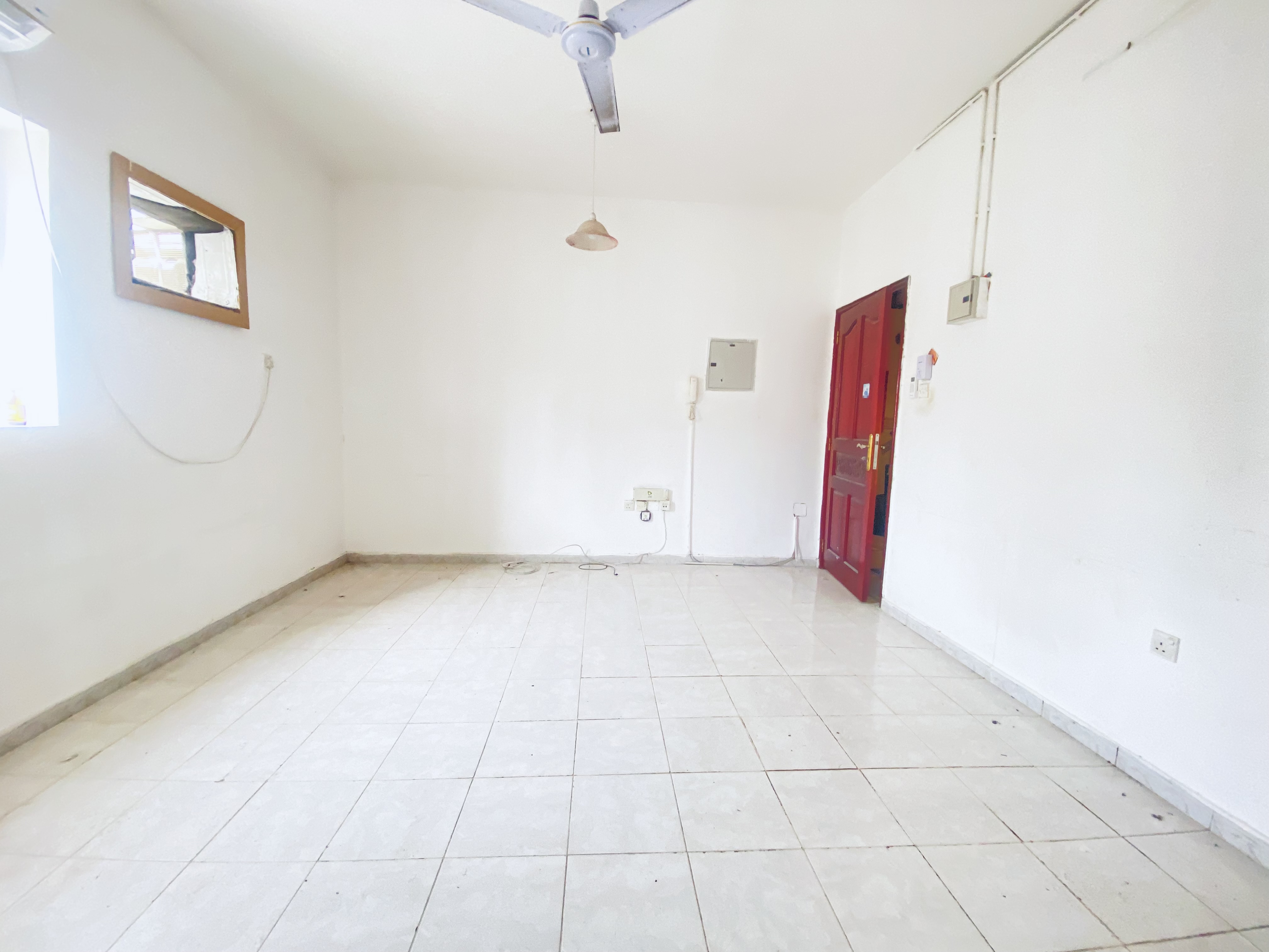 Lavish 1 BHK | With Split AC | family or Bachelor building |