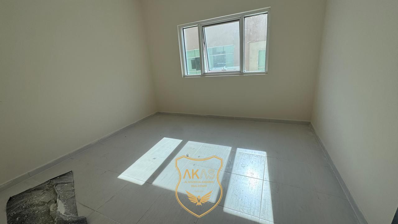 OPPOSITE SAHARA CENTER 1BHK WITH FREE PARKING 6 CHEQUE STARTING FROM ONLY 38K