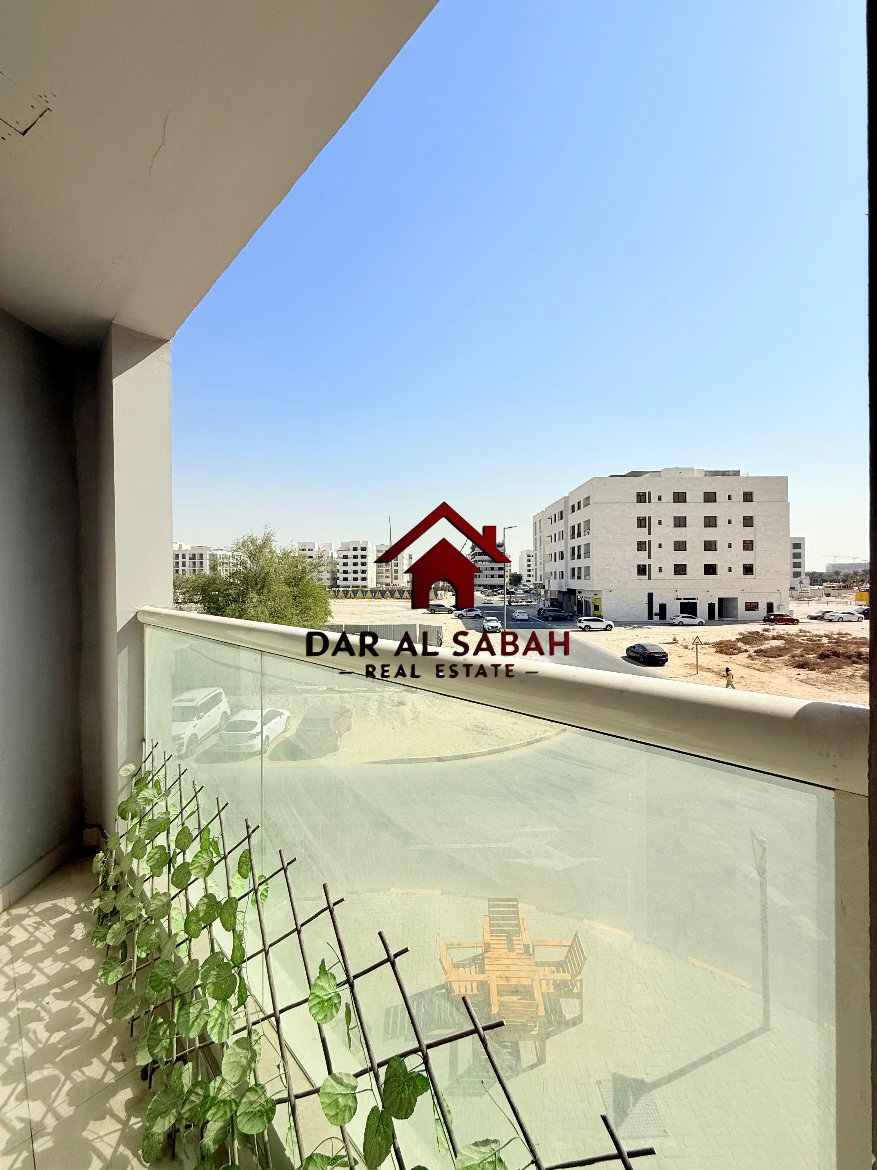 Cheap price 1 BHK with balcony with one washroom six cheques payment ready to move