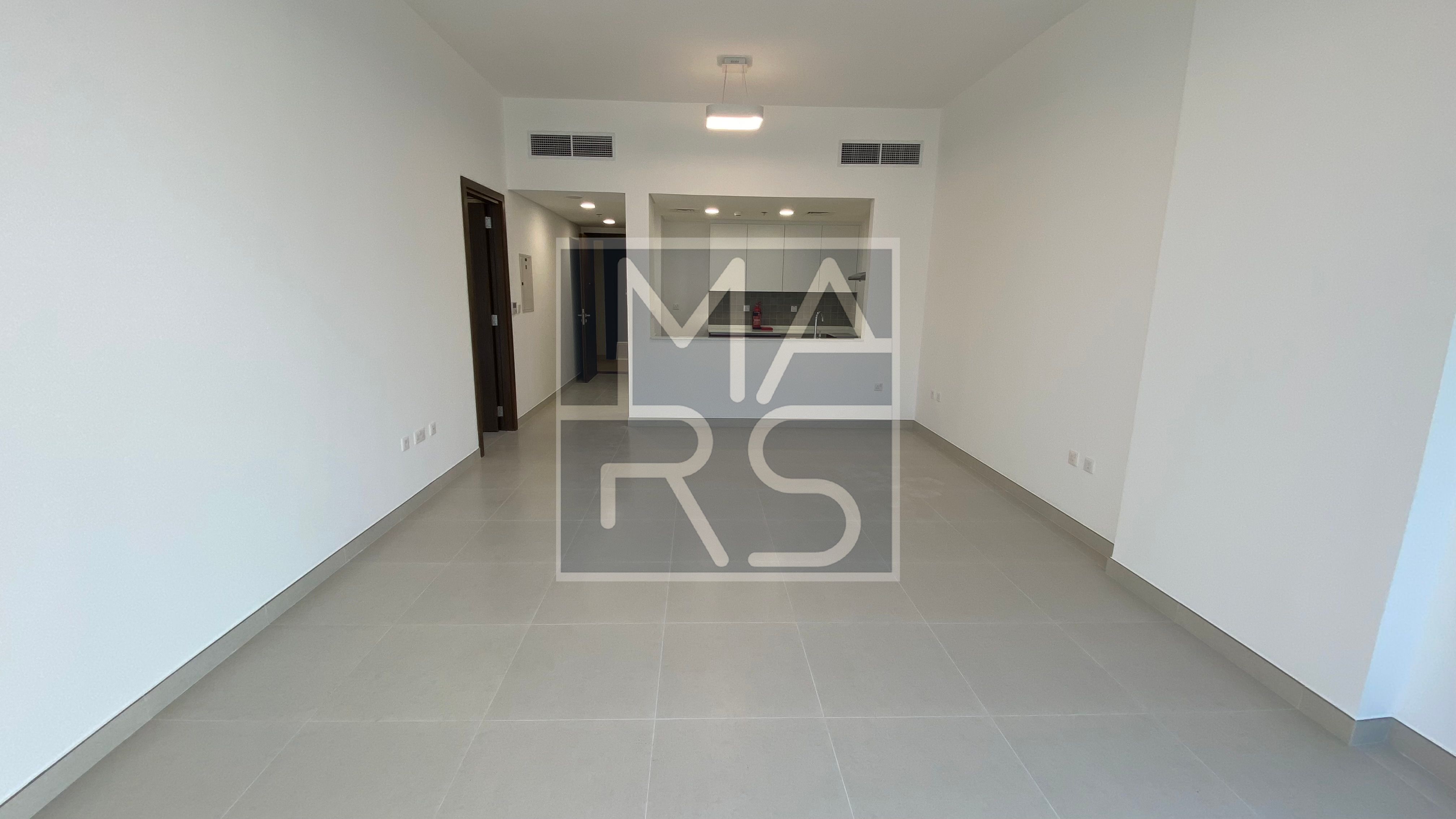 Urgent Sale :Spacious | Bright | Sea View | Distress