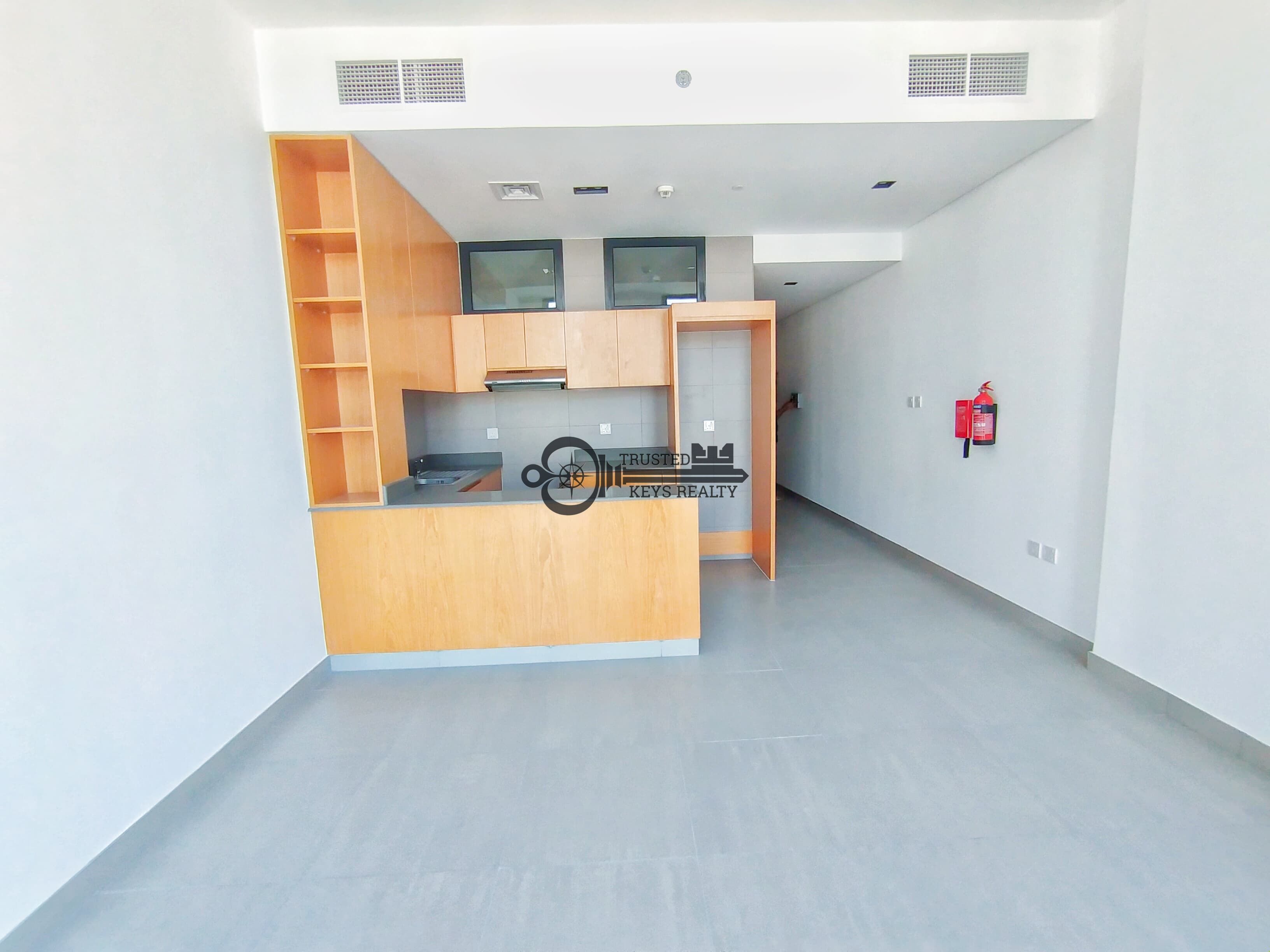 Big Studio apartment available for rent in Al mamsha