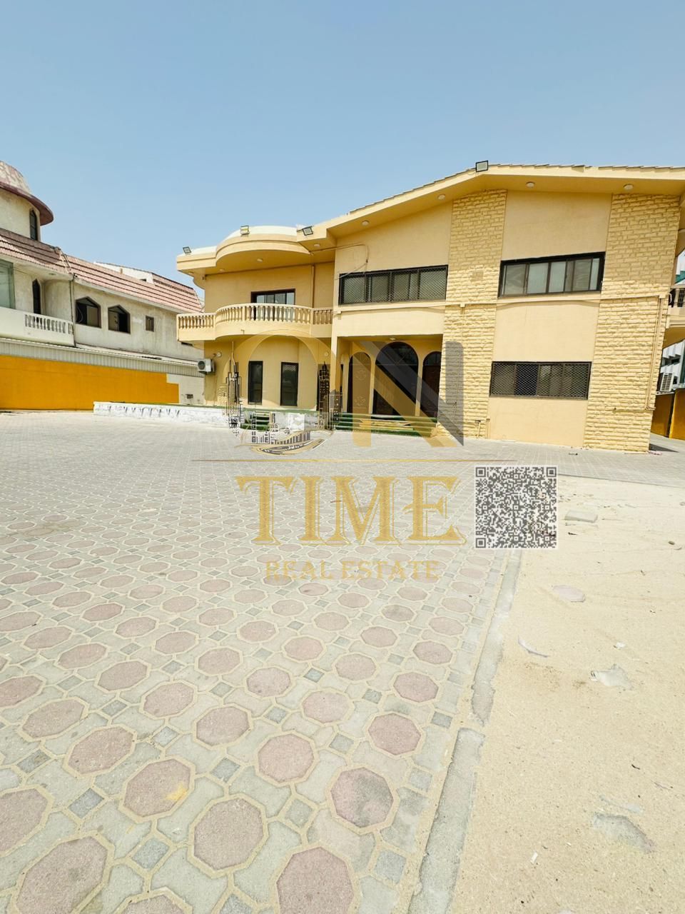 luxurious commercial villa for annual rent in the Al Rumaila area of Ajman