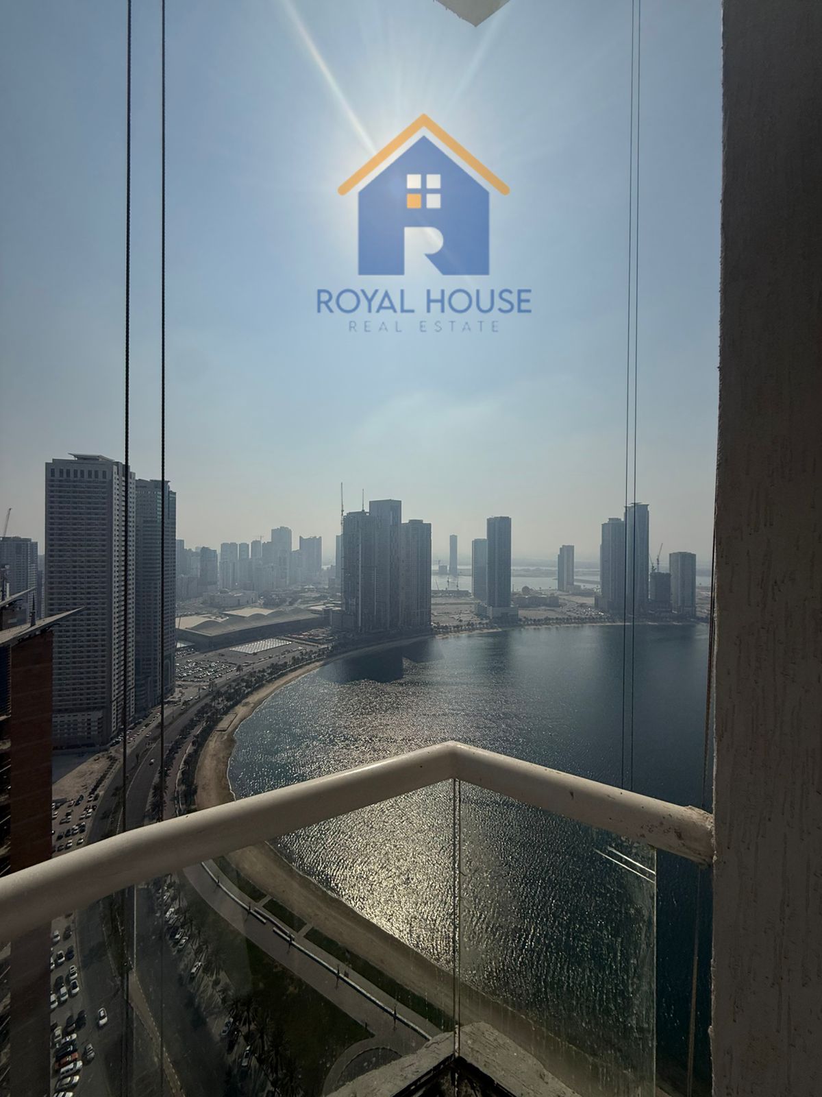 Spacious Asas Tower Apartment: Perfect for Families