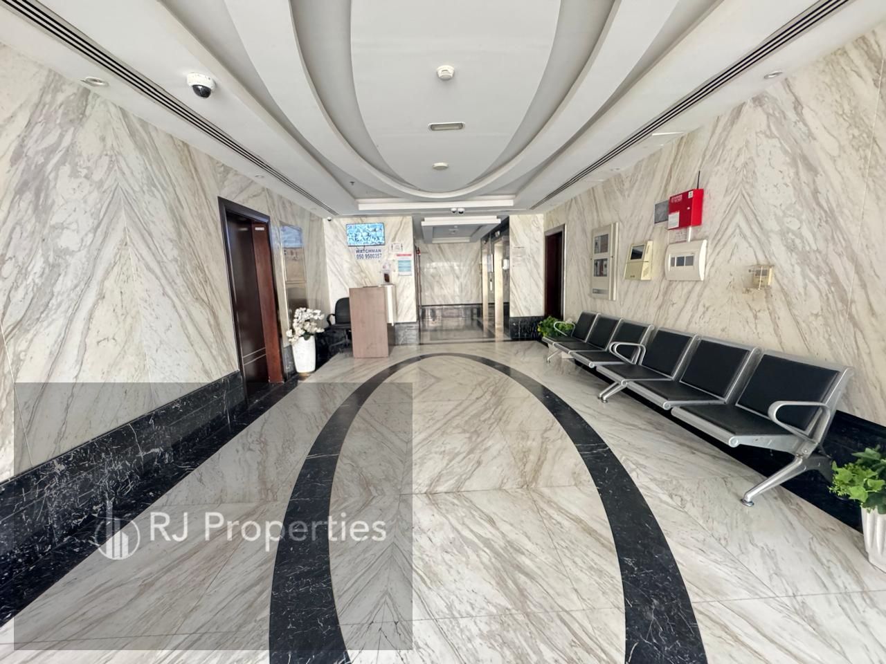 Hot OFFER LUXURY 1Bhk with waderobe 2 wishroom with parking 38k