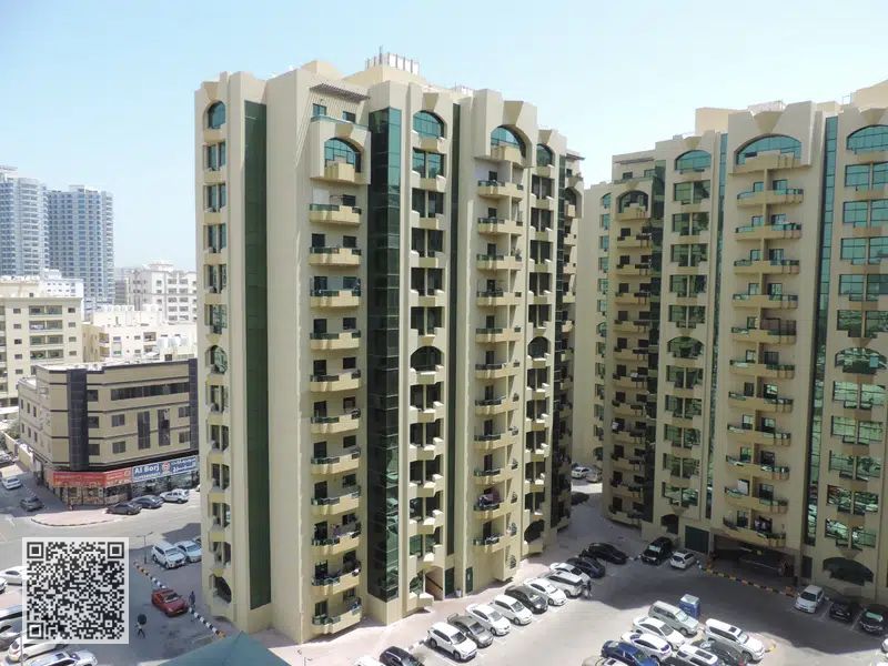 Spacious 1115 sqft - One bed hall with builtin wardrobe
