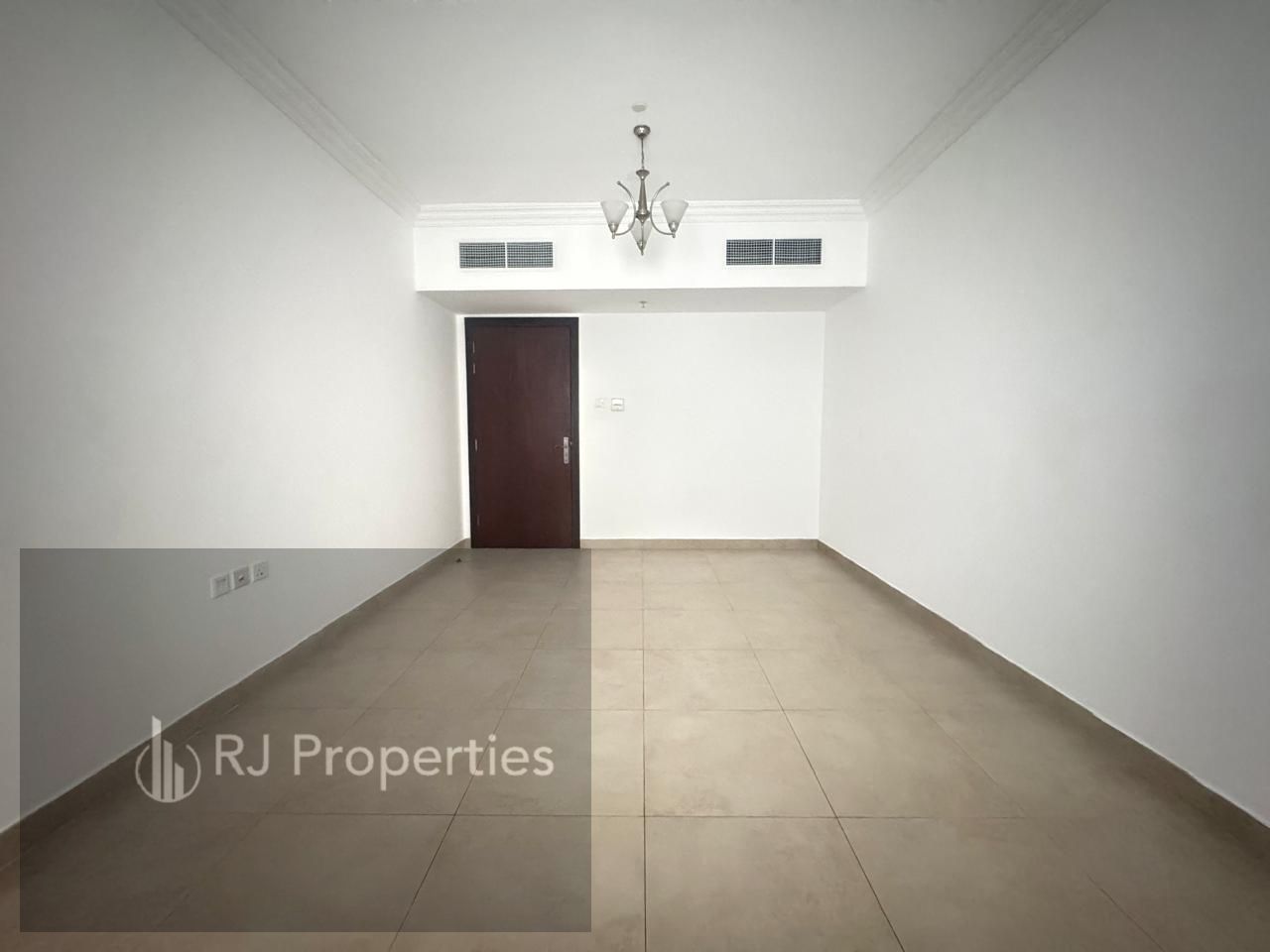 Hot OFFER LUXURY 2BHK with 2 wishroom with parking only JEST 49k