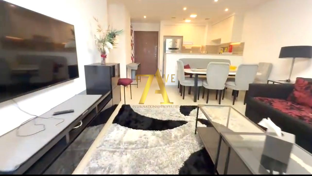 FULLY FURNISHED | UPGRADED | POOL VIEW