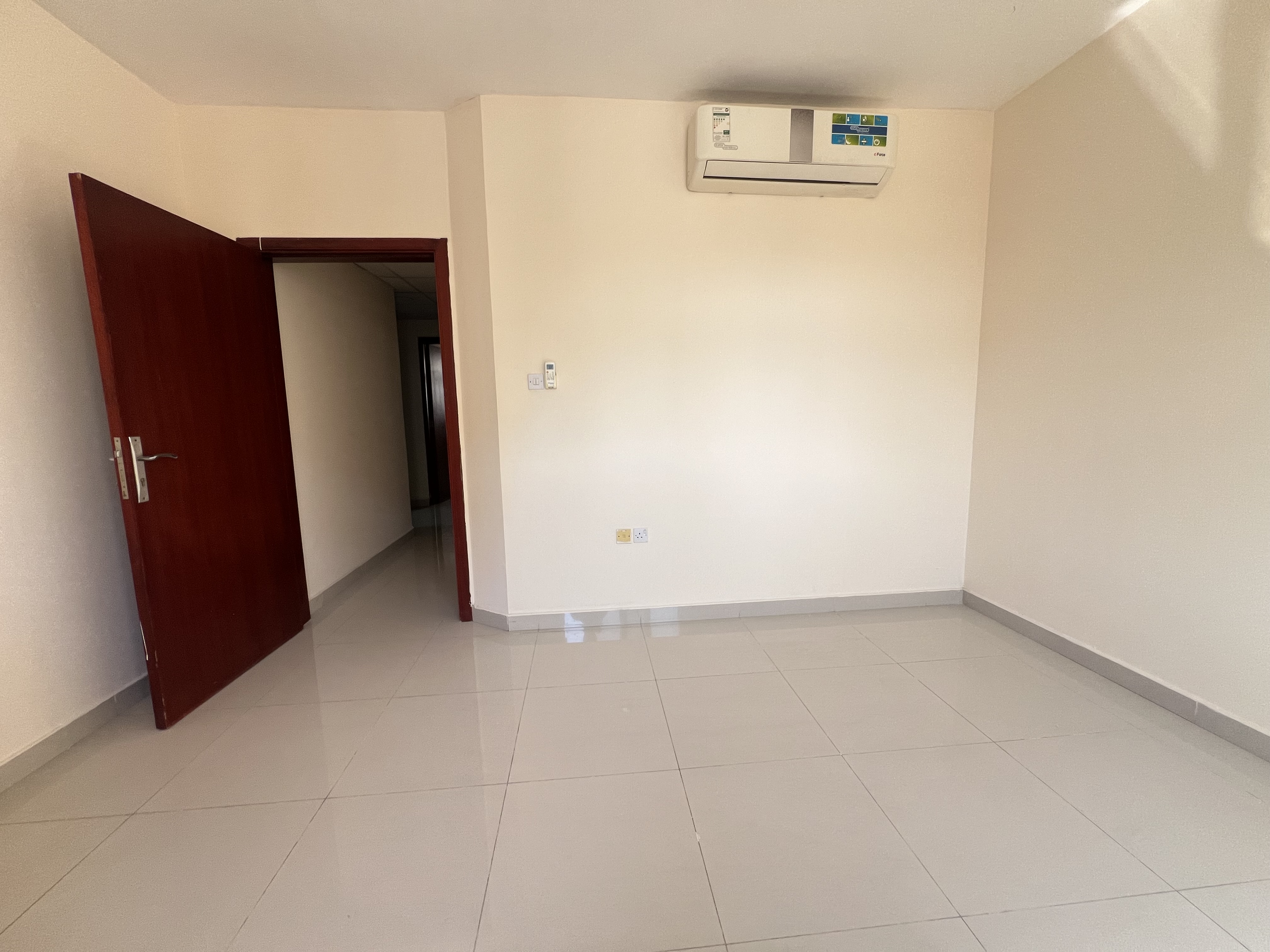 Spectacular offer 1bhk just in 31k family building at prime location