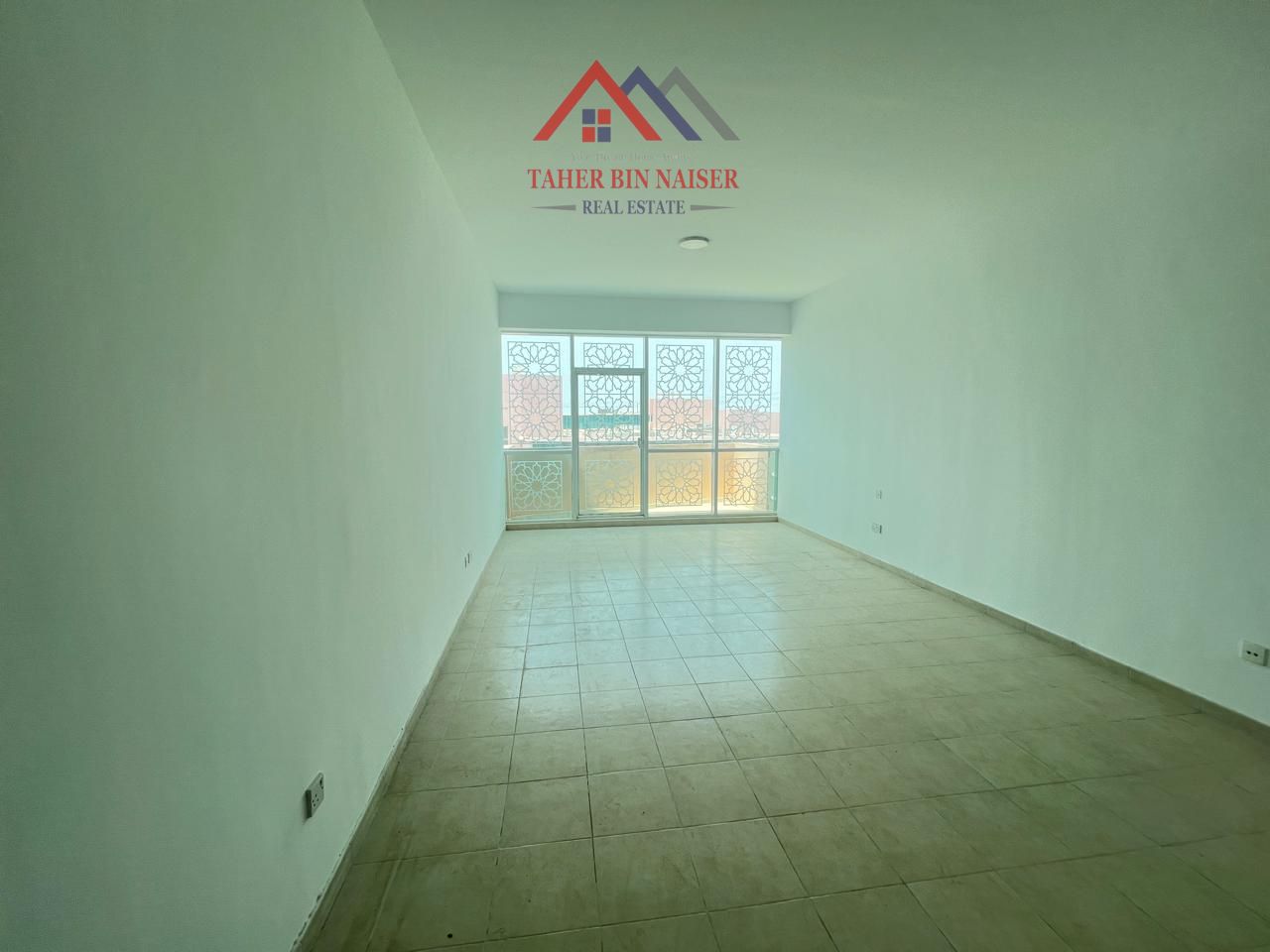 Spacious 1BHK | Upgraded | 2 Large Balconies | Street 1 Pink Building – Discovery Gardens