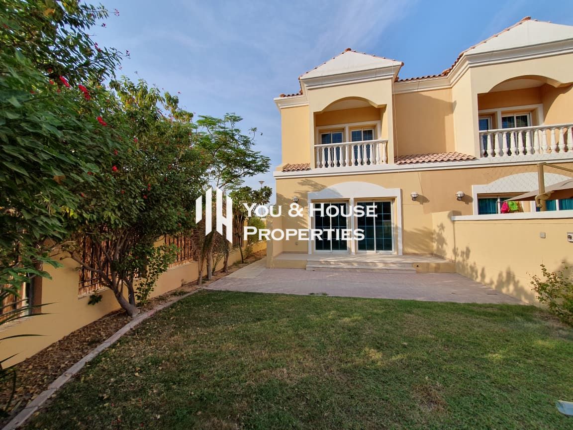 Upgraded & Spacious Villa I Premium Quality I Excellent Location in JVT