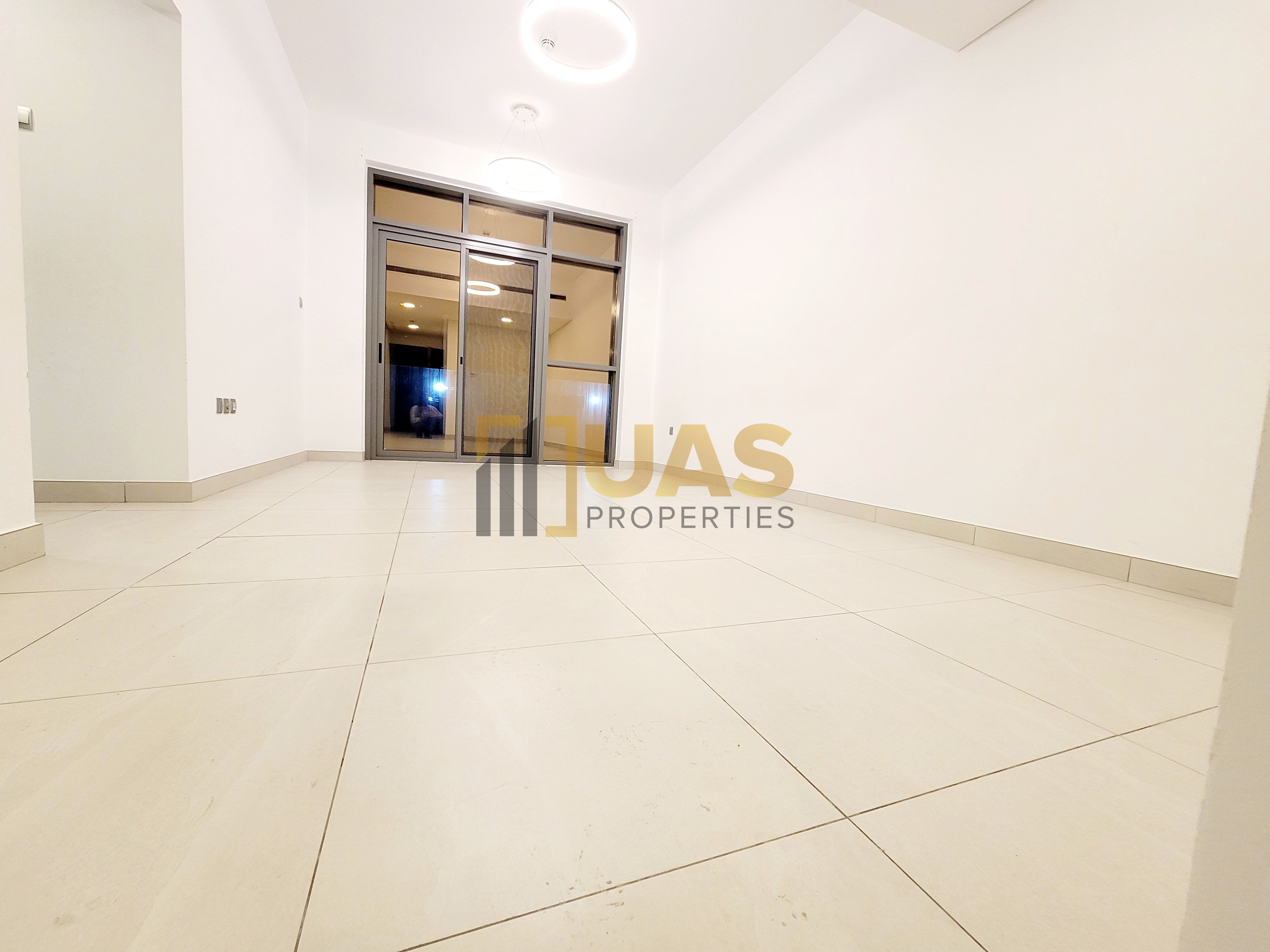 FULLY BRIGHT 2BHK FOR FAMILY NICE VIEW GOOD DEAL