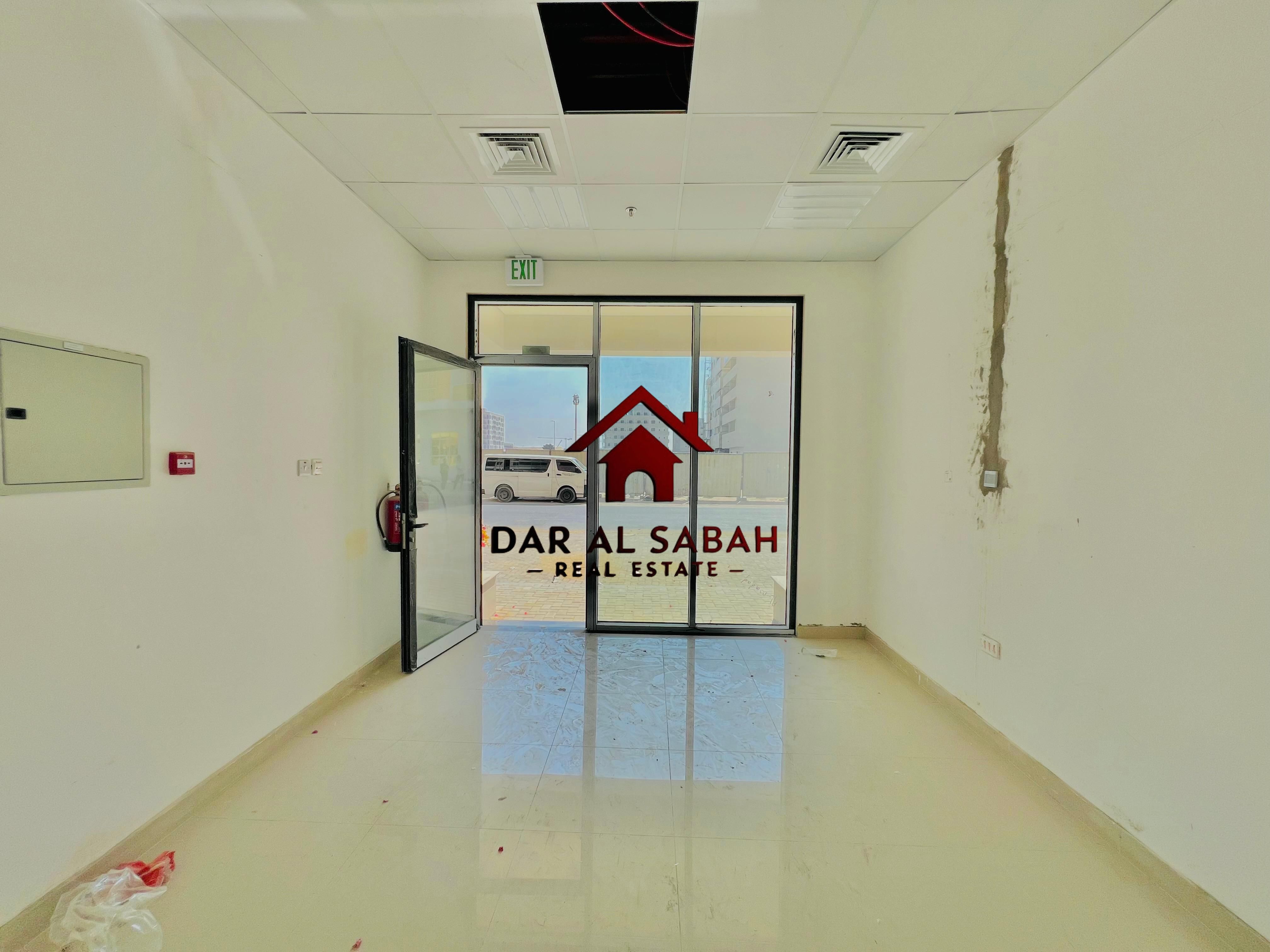 Brand new building | Ready to move | good location for business | 6 cheques payment