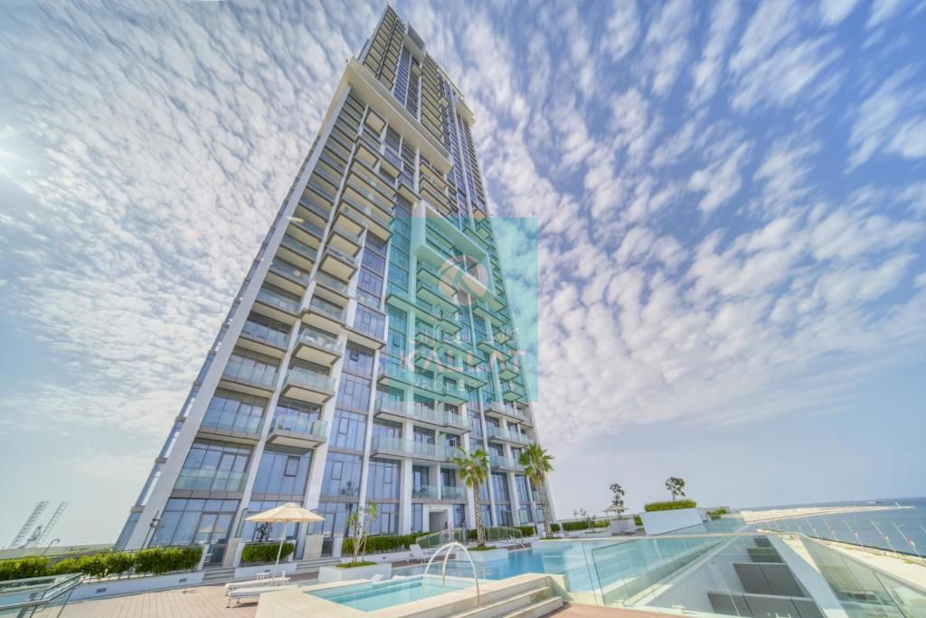 Sea View | With Maids Room | High Floor