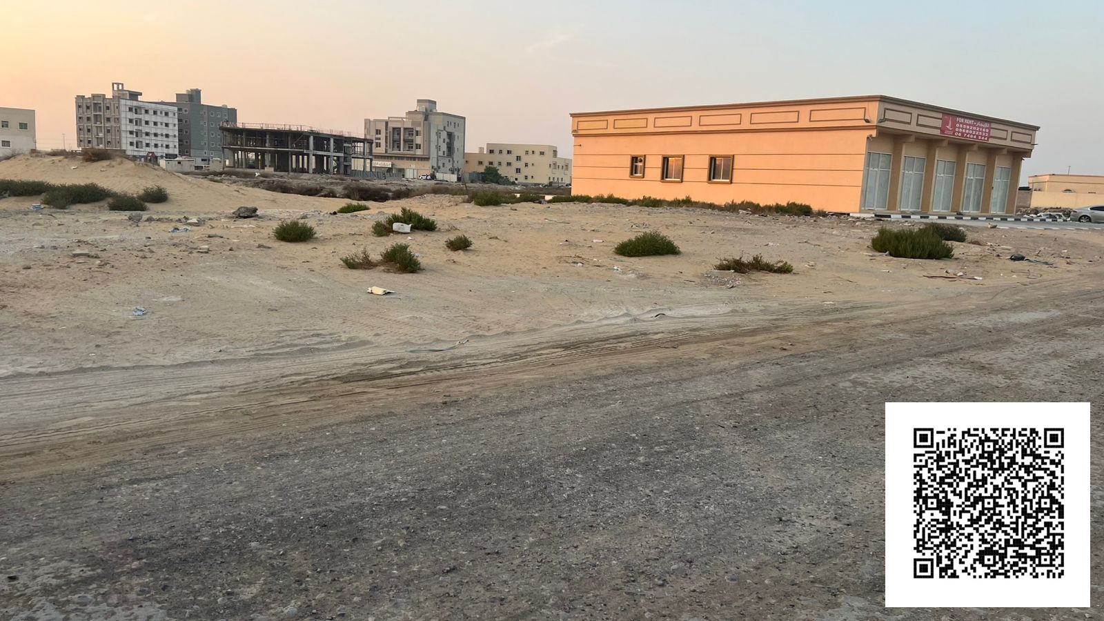 COMMERCIAL & RESIDENTIAL G+4 LAND ON T-JUNCTION ROAD