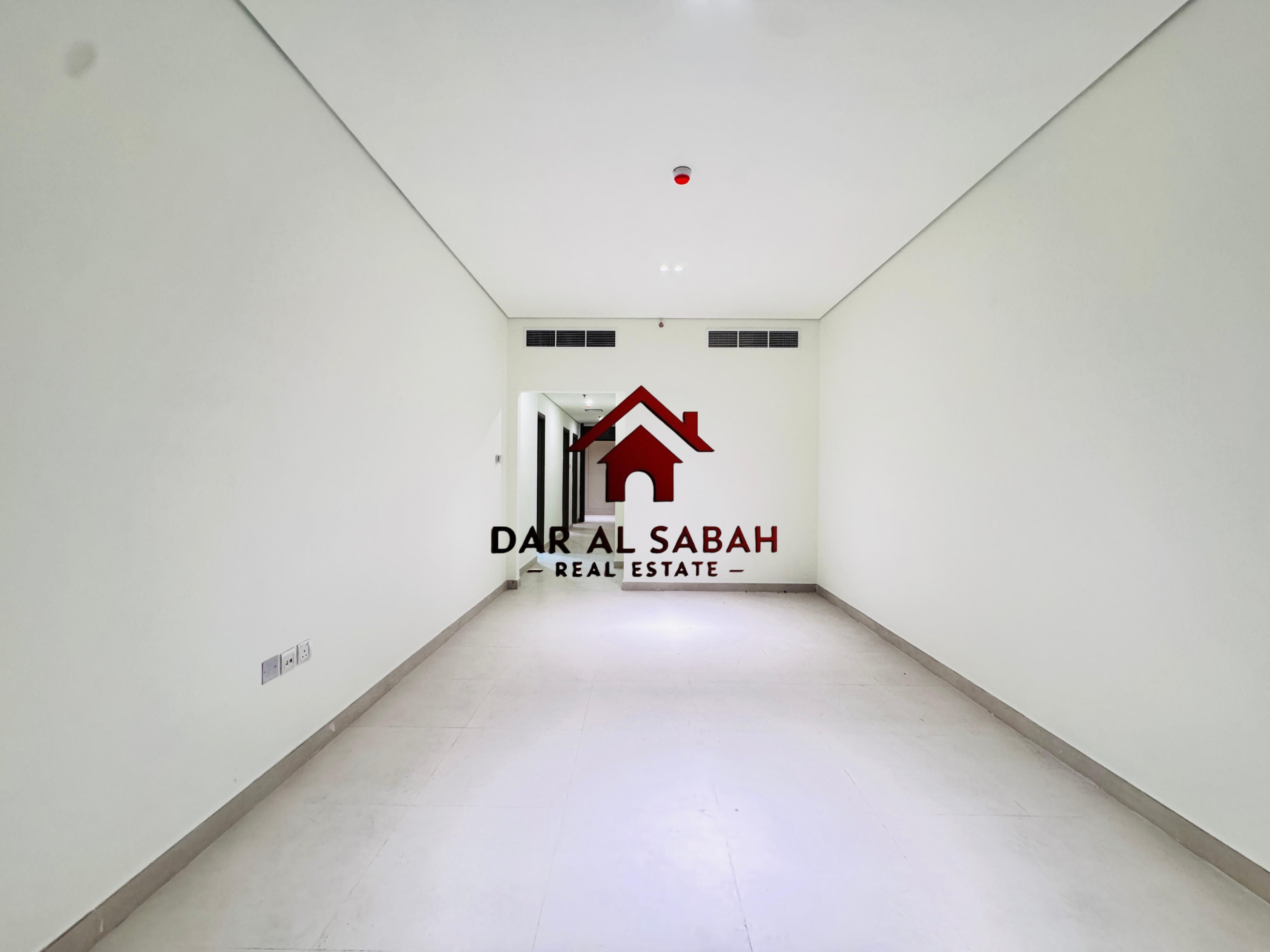 No Commission: No Deposit cash:12 cheque payment possible:with pool/covered parking