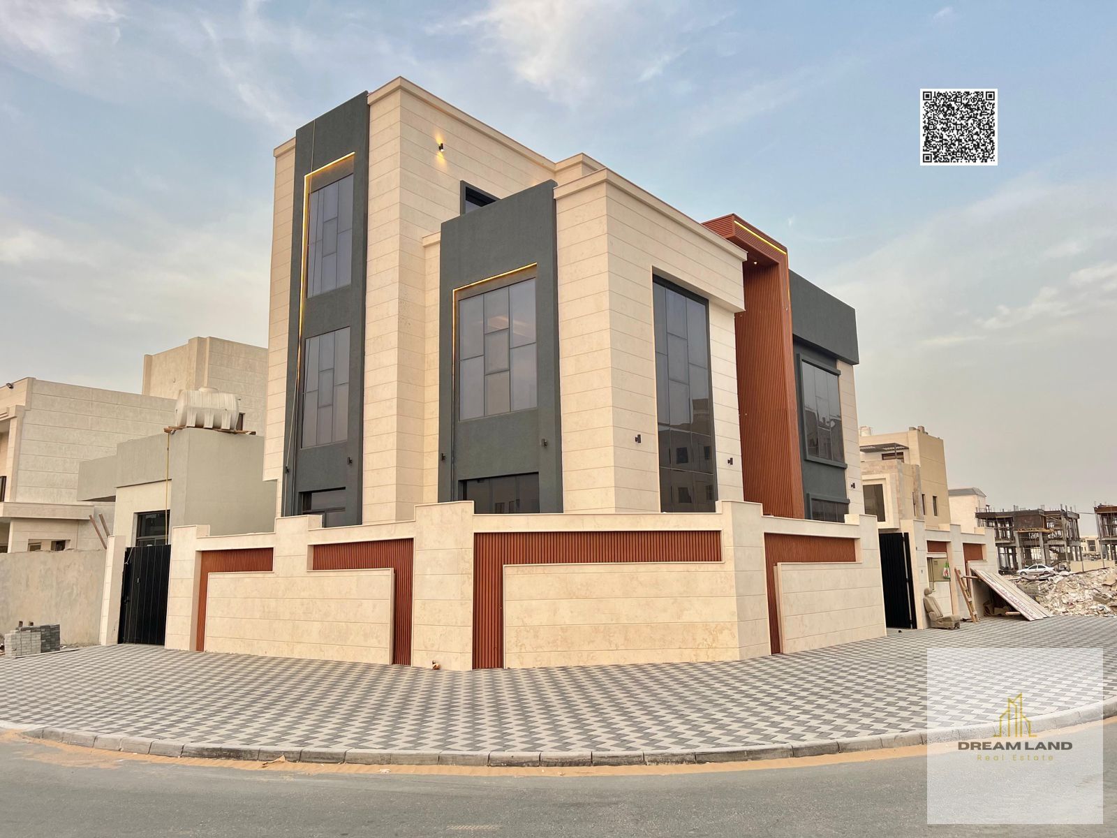 The opportunity of a lifetime, own the villa of your dreams in Ajman, freehold for all nationalities, super deluxe finishing, bank financing or cash,