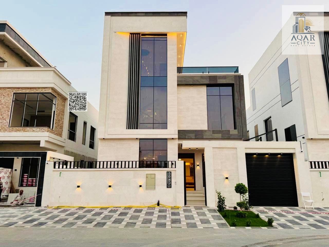 Luxury Modern Villa for Sale: Two Floors with Rooftop, Central Air Conditioning, High-End Finishes, and Freehold Ownership for All Nationalities