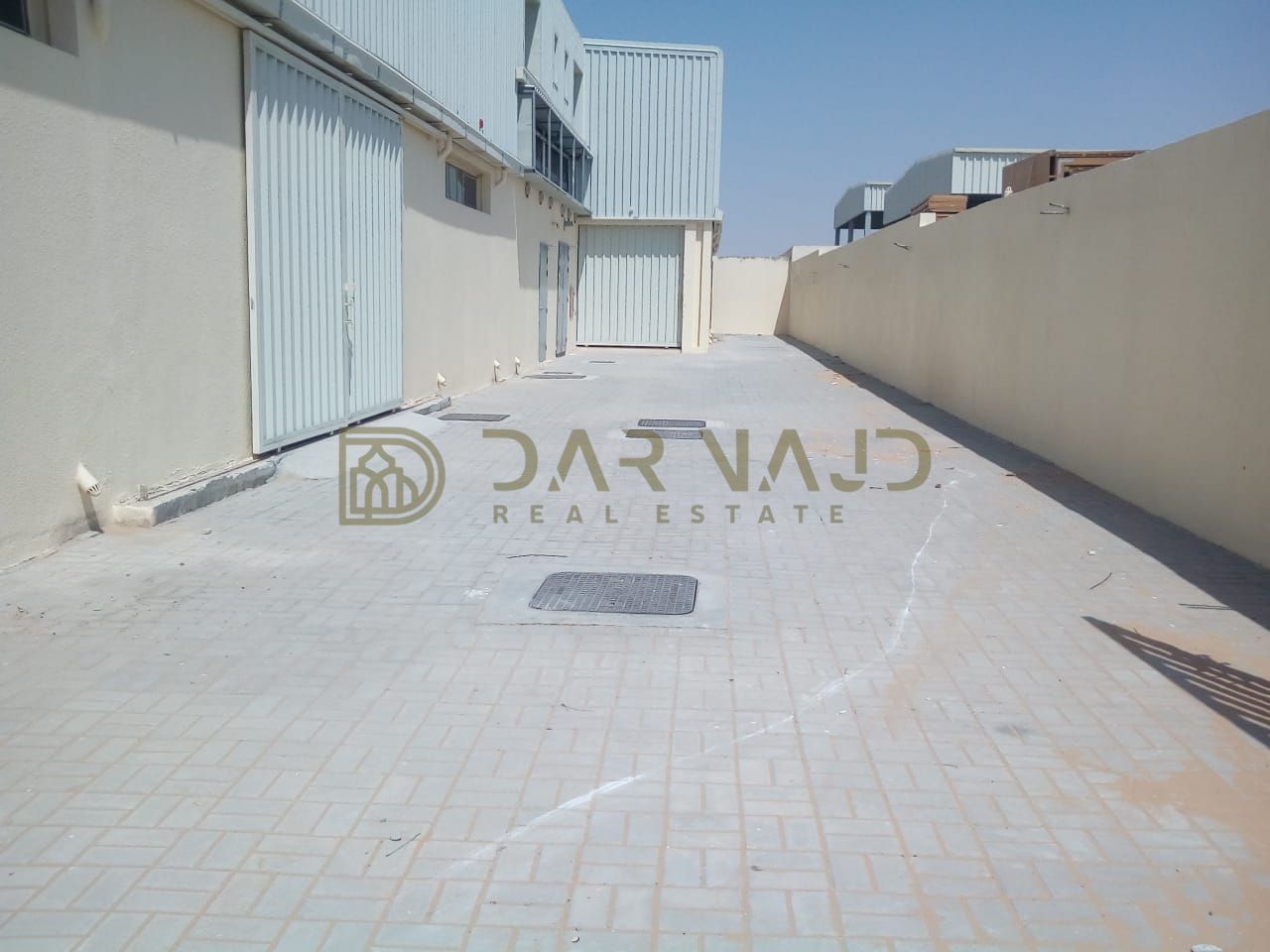 Industrial & commercial warehouses for rent