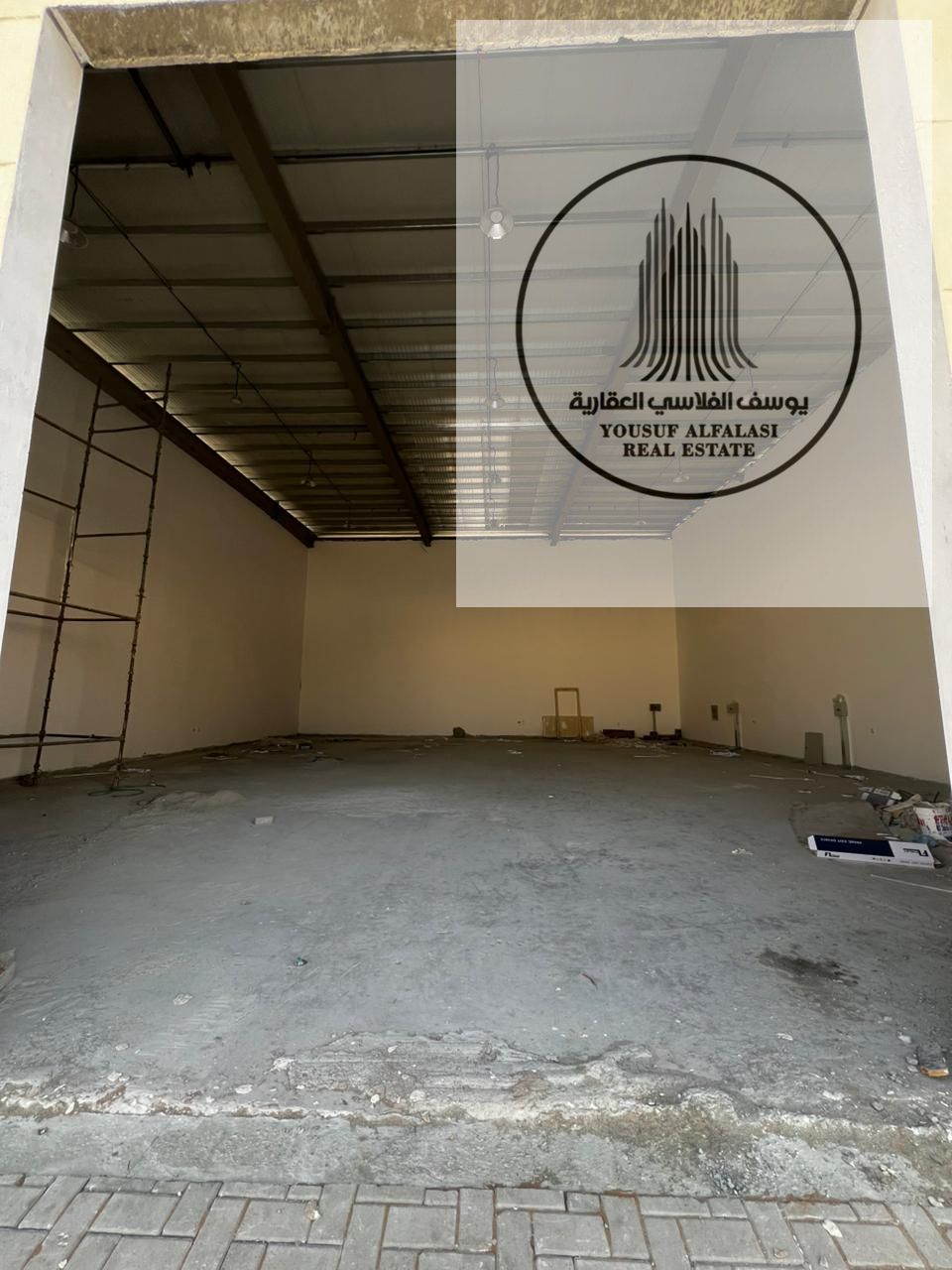 Warehouse for rent Umm Al Quwain, 3714 sq ft 45 kw price 167000