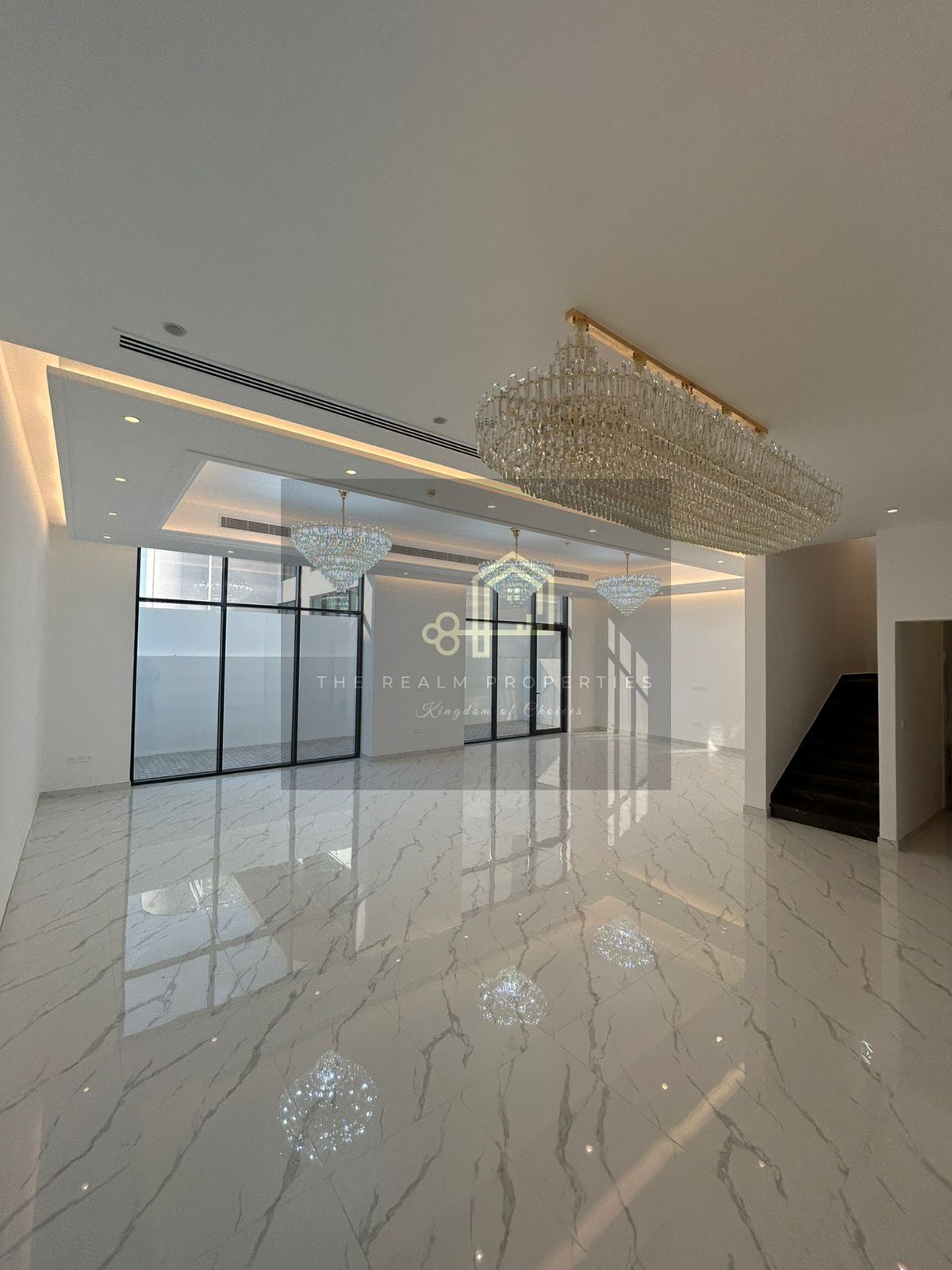 BRAND NEW HIGH QUALITY 6BR WITH MAID FOR RENT