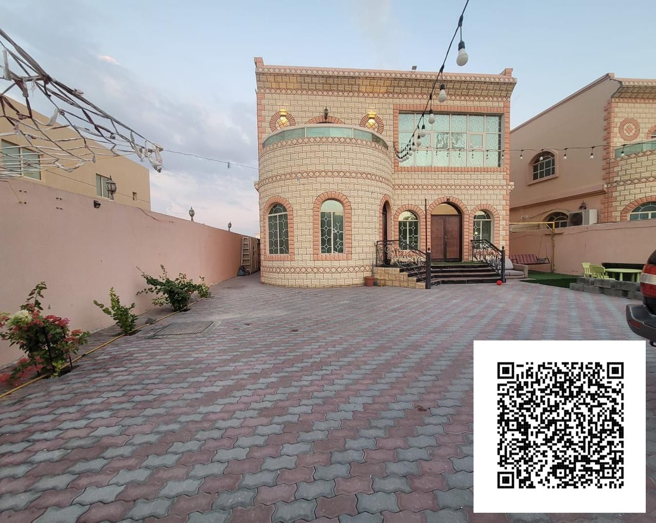 Commracial villa with income of 150 thousands