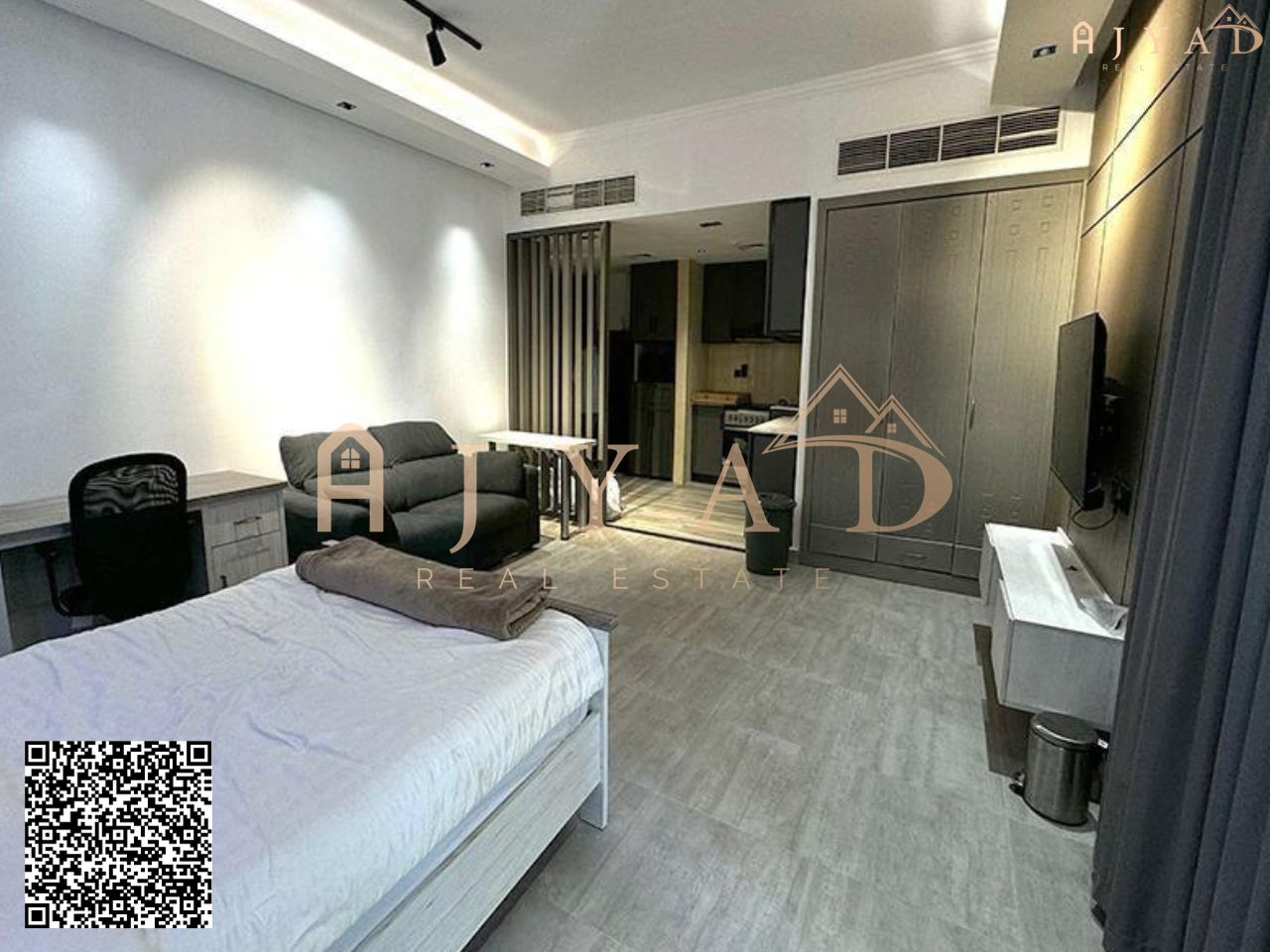 Studio for Sale in Horizon Towers with Balcony & Parking – 730 Sqft