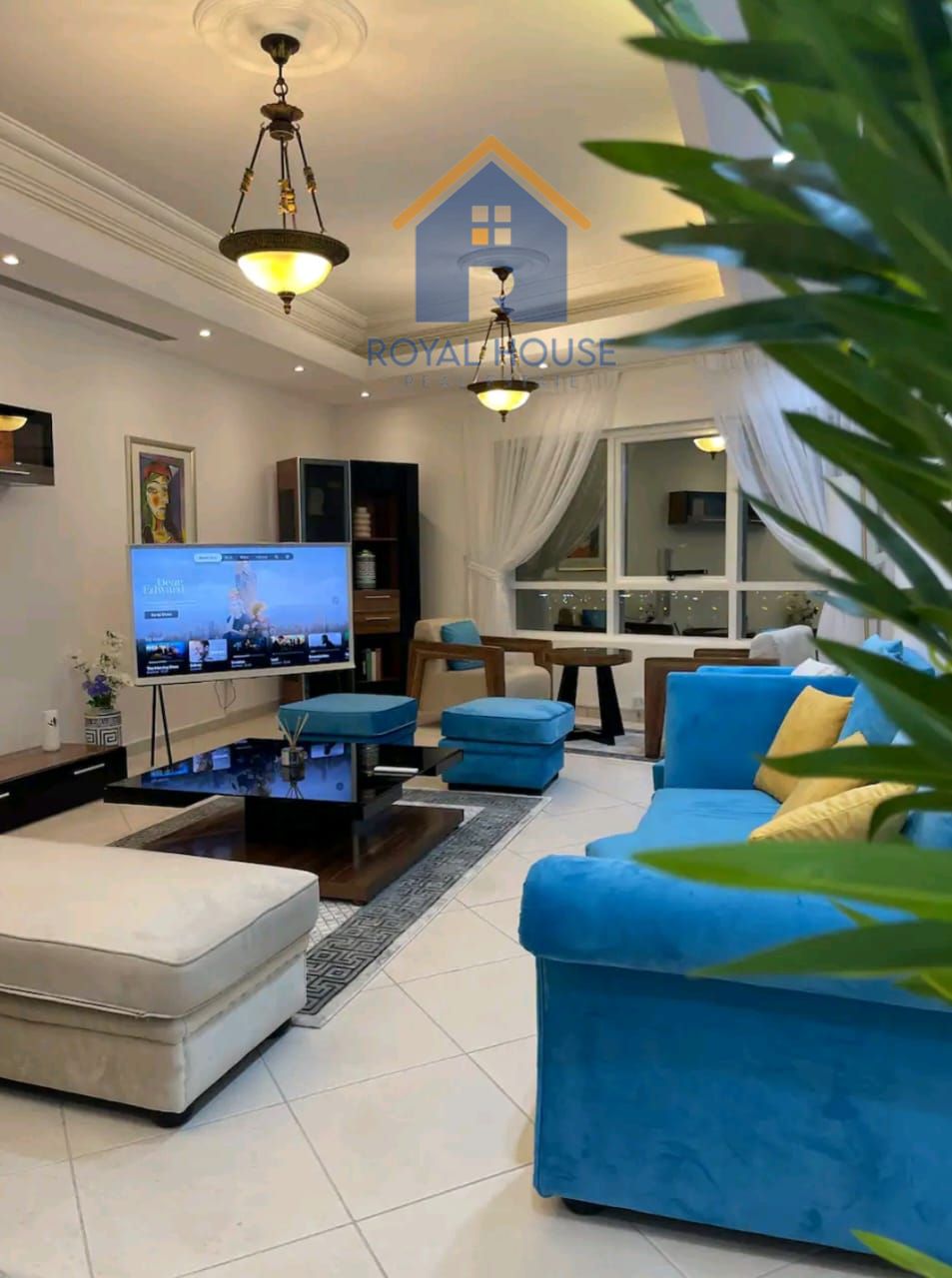 Three rooms for sale overlooking Khalid Lake