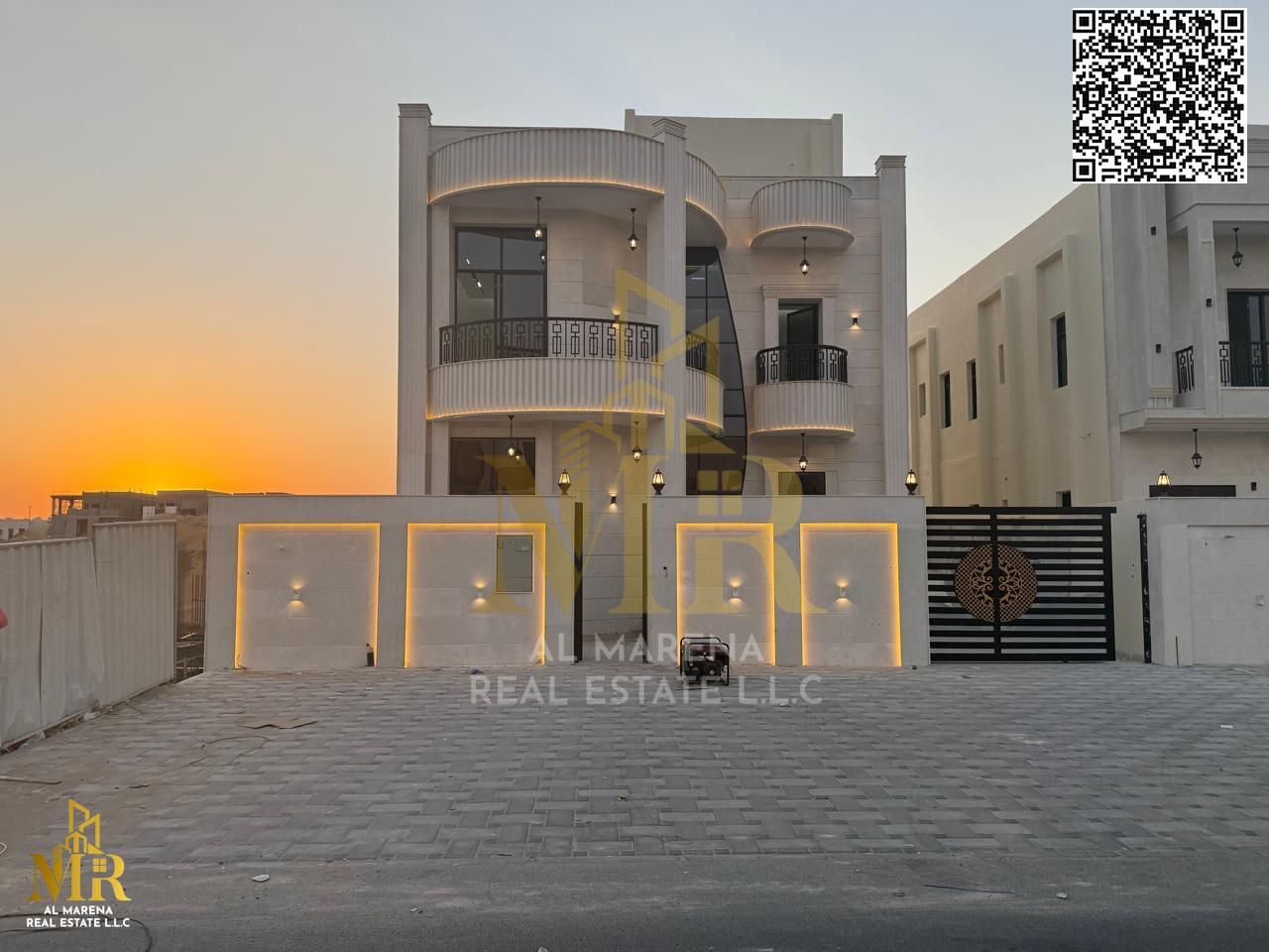 Hiliyo villa opposite Azha, 2 floors + roof, 5BR, fees incl.