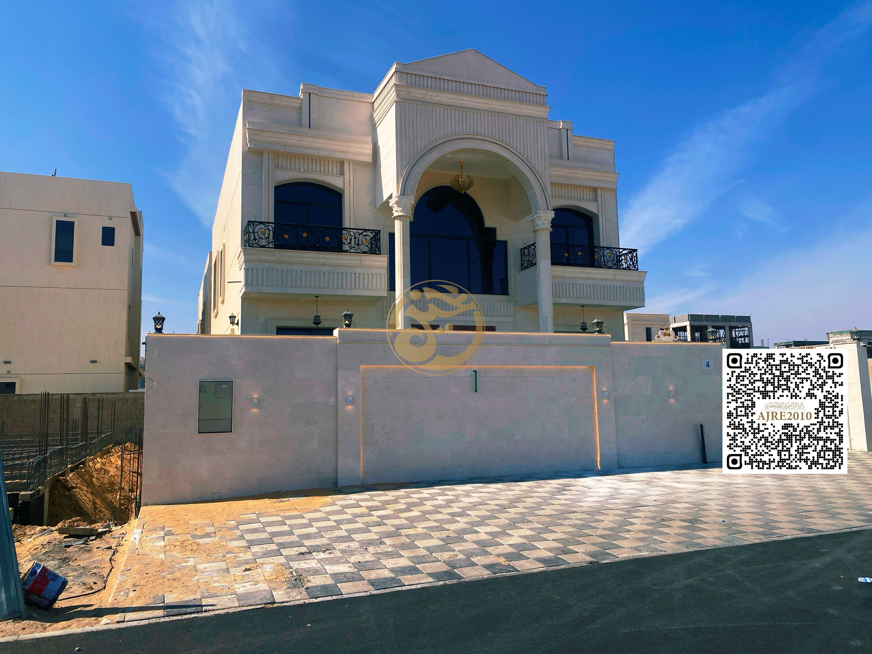 Luxury Villa || for Sale || prime location || huge opportunity