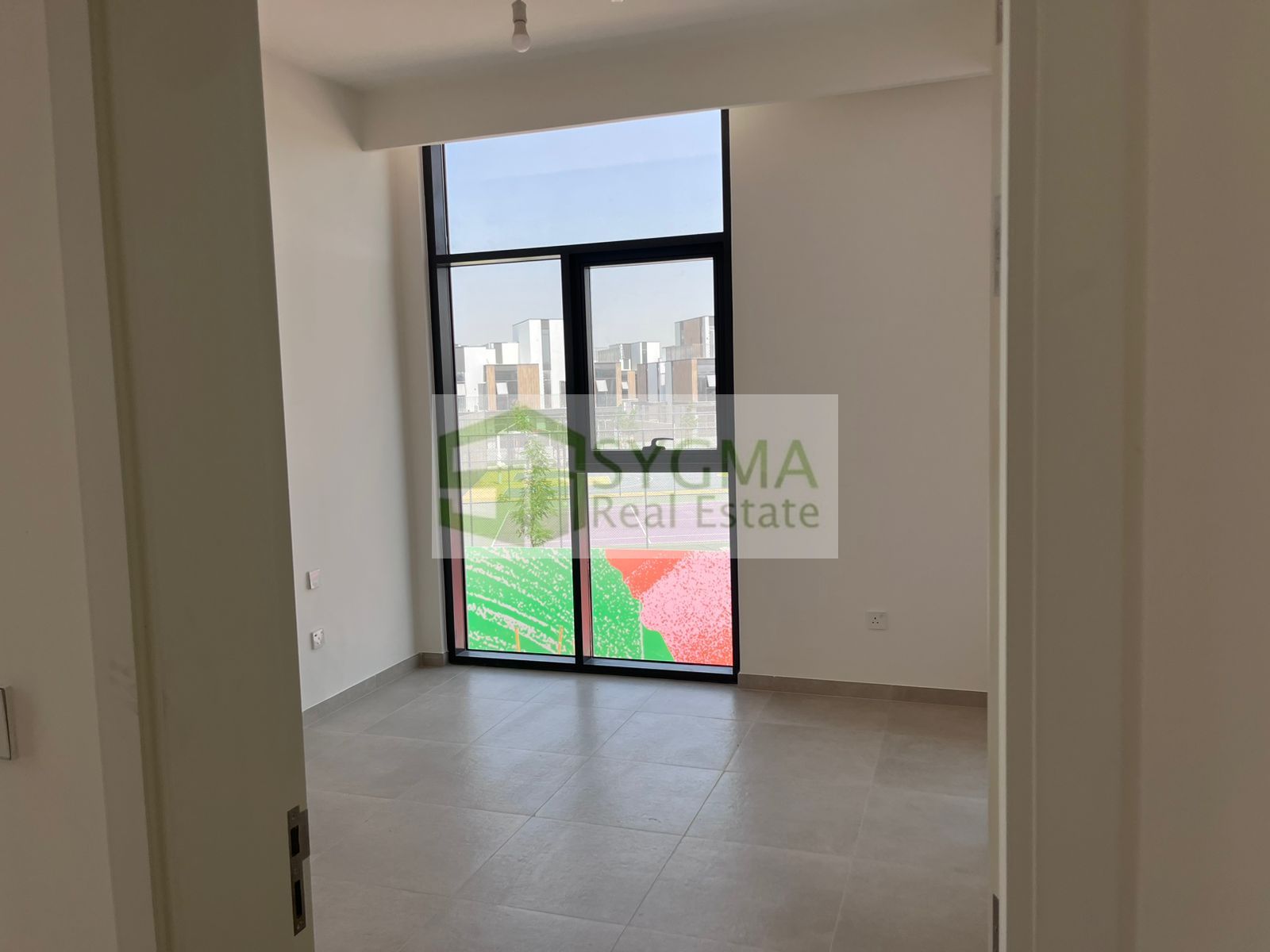 Corner Unit | Spacious | Close to Amenities