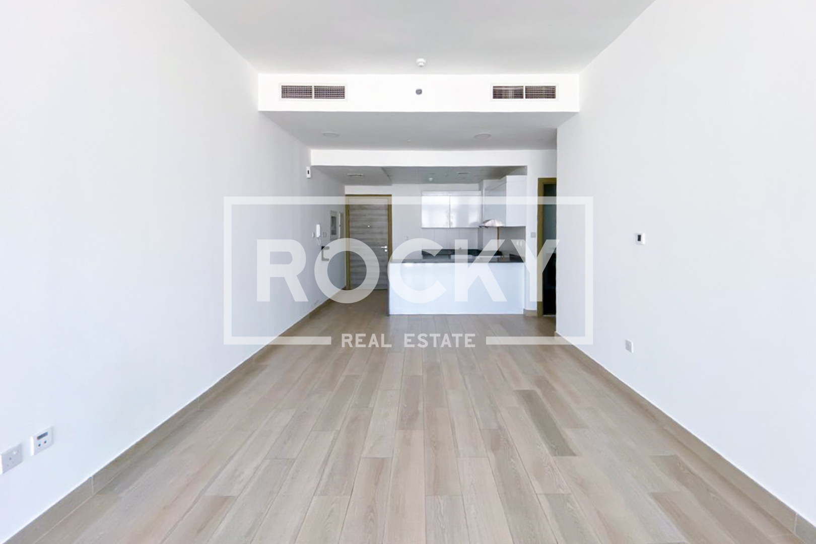 Excellent Building | Best Amenities | Vacant